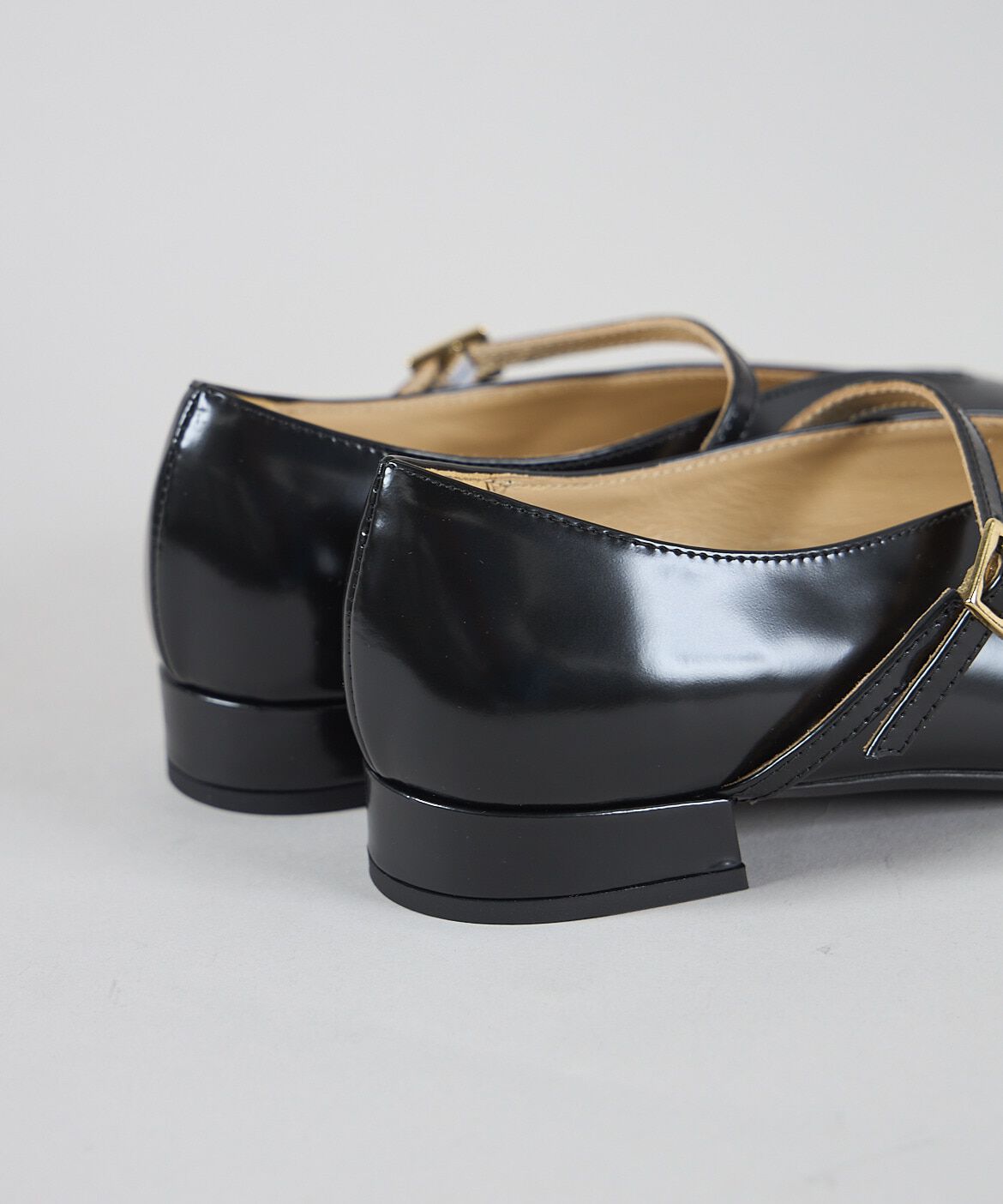 INED「Vカットメリージェーンパンプス《FABIO RUSCONI / ファビオルスコーニ》」|その他|