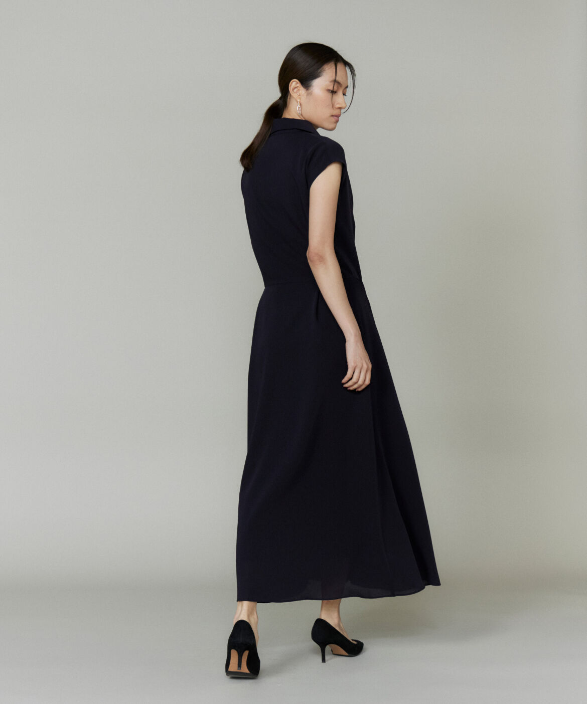 la veille by SUPERIOR CLOSET「《大きいサイズ》アシンメトリーワンピース」|ワンピース|