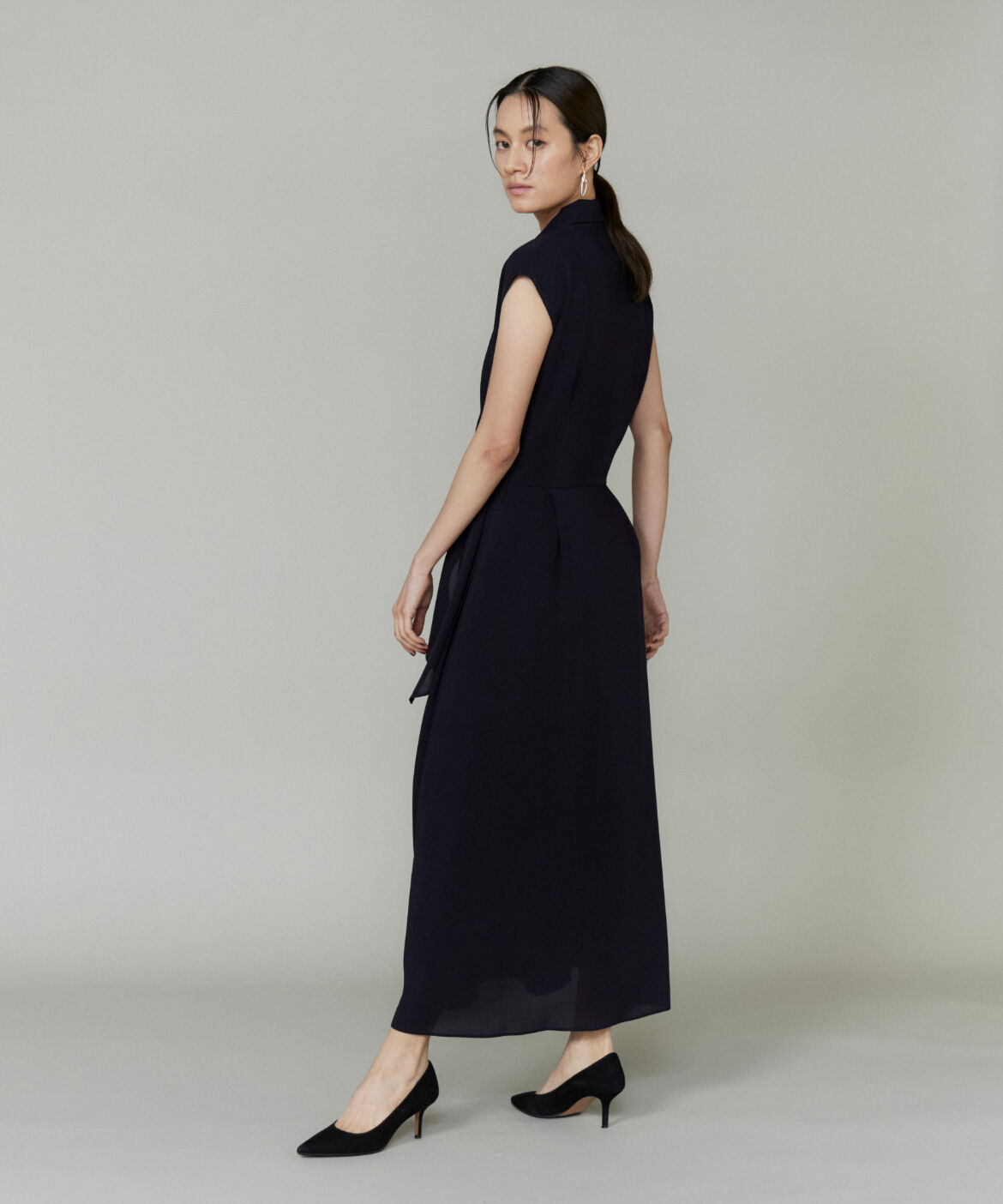 la veille by SUPERIOR CLOSET「《大きいサイズ》アシンメトリーワンピース」|ワンピース|