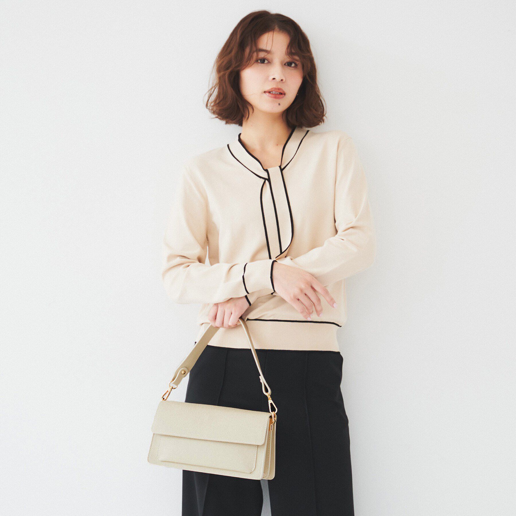 UNTITLED「【本革】2WAYスクエアショルダー」|ショルダー・メッセンジャー|