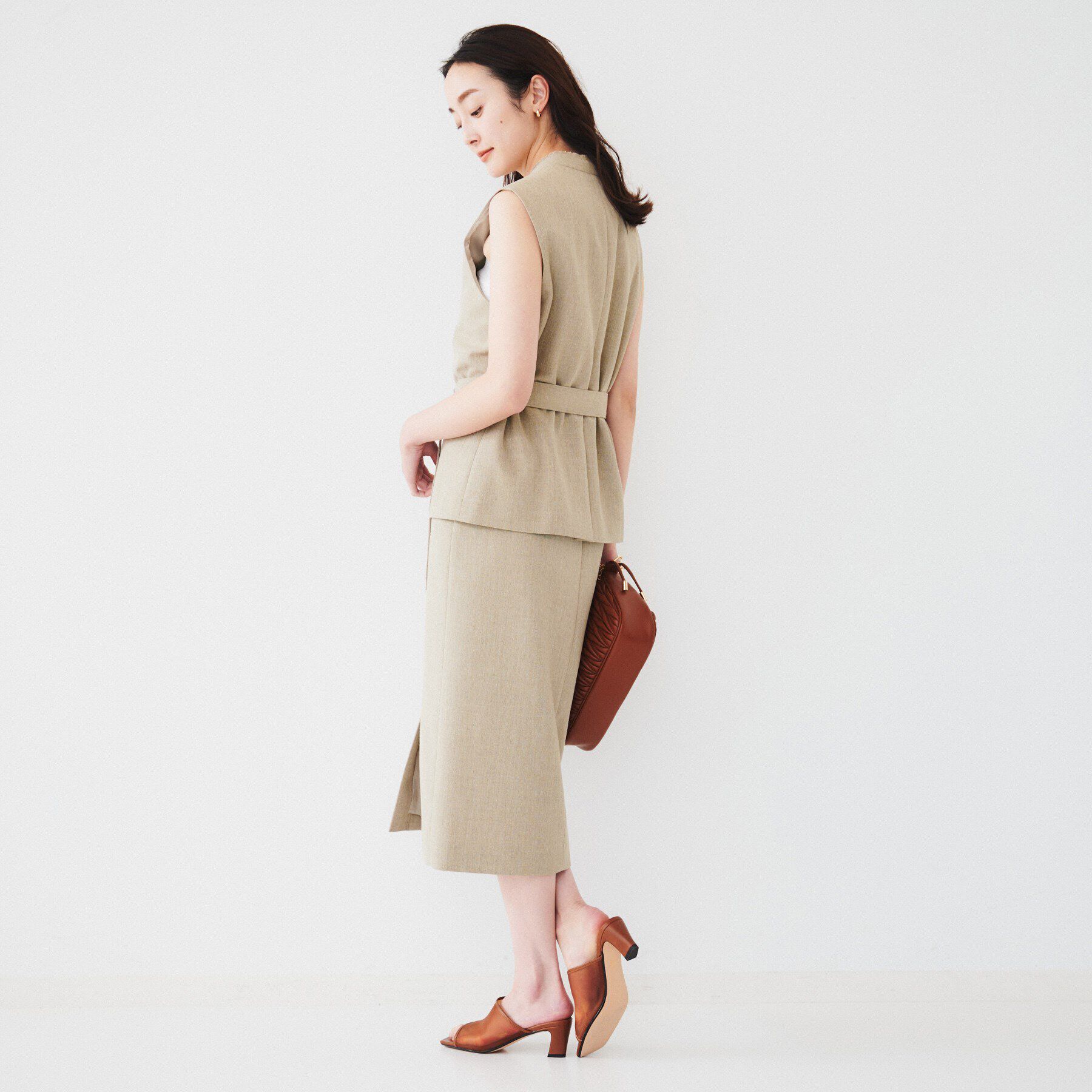 UNTITLED「【セットアップ可能】リネンライクキャンバス ジレ」|ベスト・ジレ|