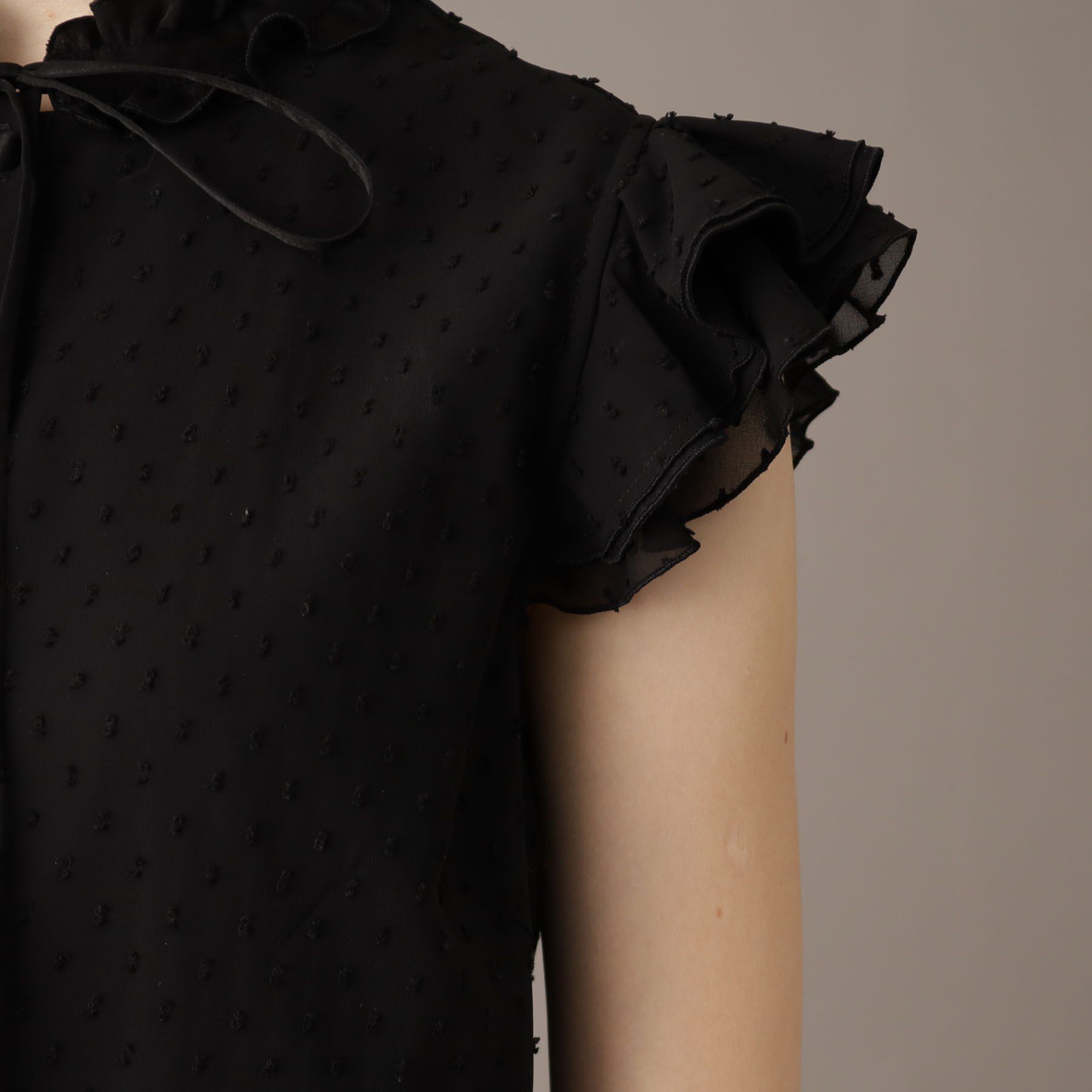 DRESSTERIOR「【大人百花春号掲載 モデル美香さん着用】ドットジャカードオーバーラップコンビドレス」|ワンピース|