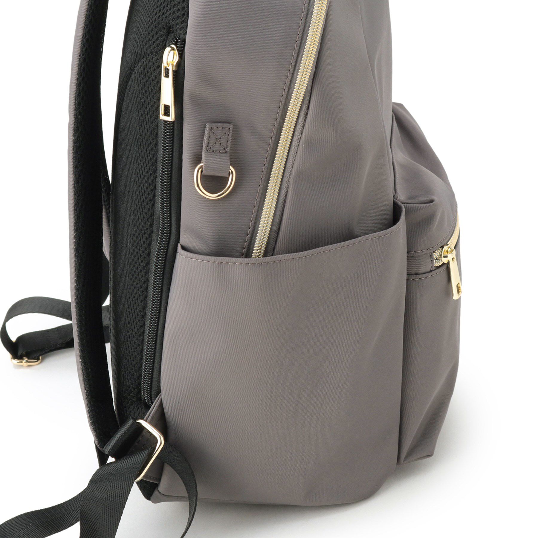 grove「【雑誌掲載/インスタ企画】人間工学撥水多機能リュック」|リュック|