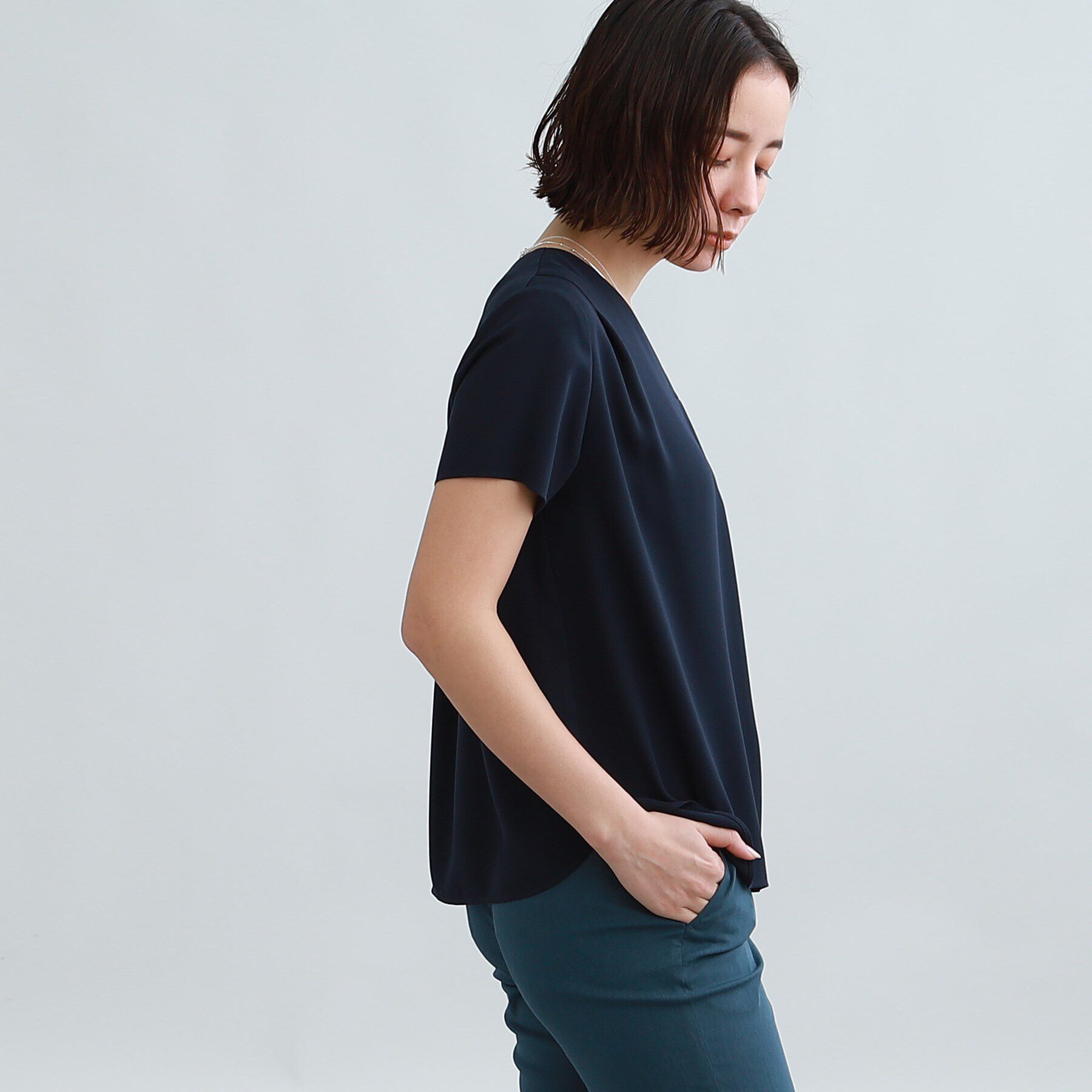 INDIVI「【洗える/通勤/UVケア/接触冷感】タックブラウス」|シャツ・ブラウス|