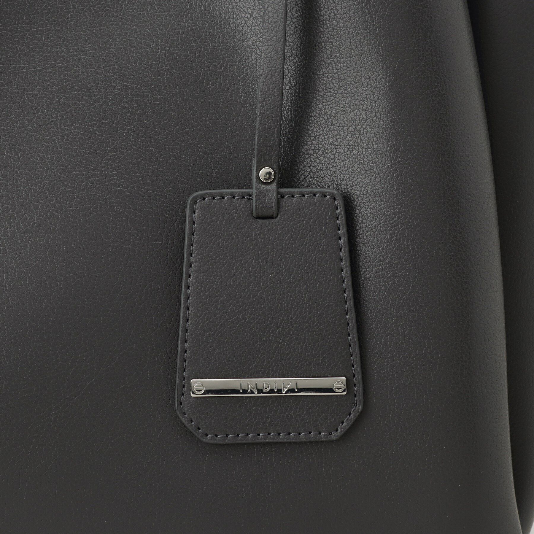 INDIVI「【合皮／A4収納可能】タックデザイン通勤バッグ」|トートバッグ|