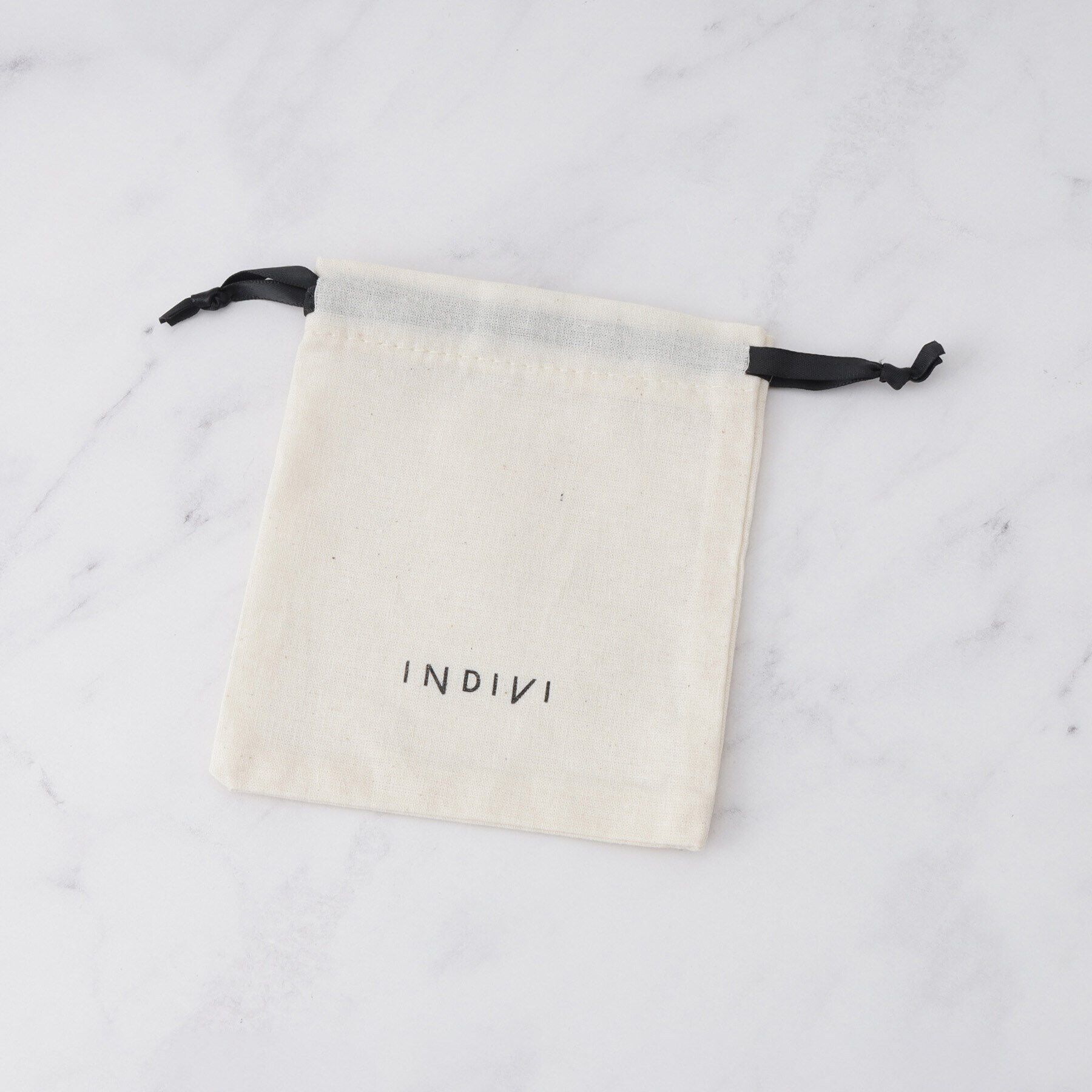 INDIVI「【フリードロップ】V型バー アクセントネックレス」|ネックレス|