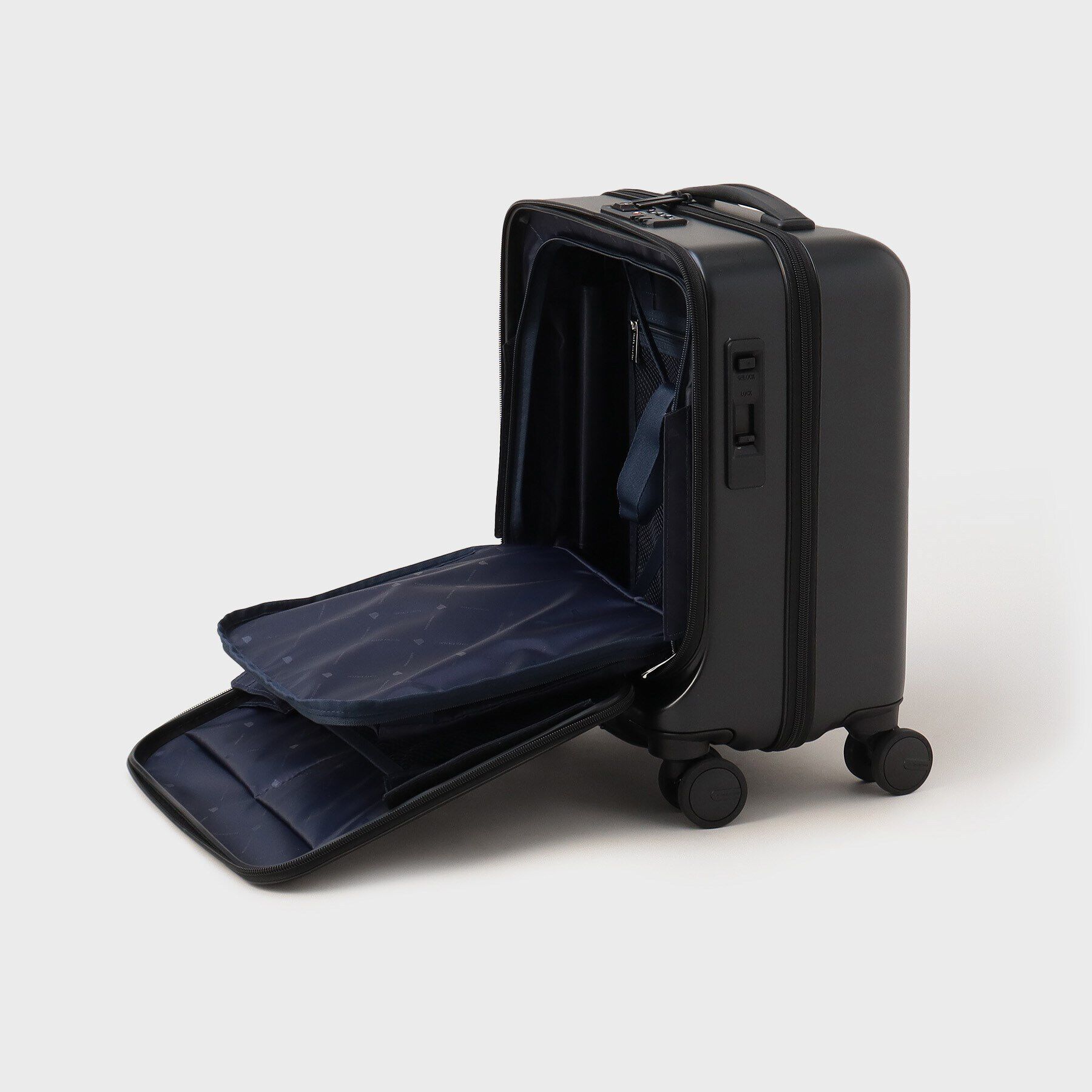 TAKEO KIKUCHI「【CITY BLACK】スーツケース SSサイズ(フロントオープン式）」|その他|