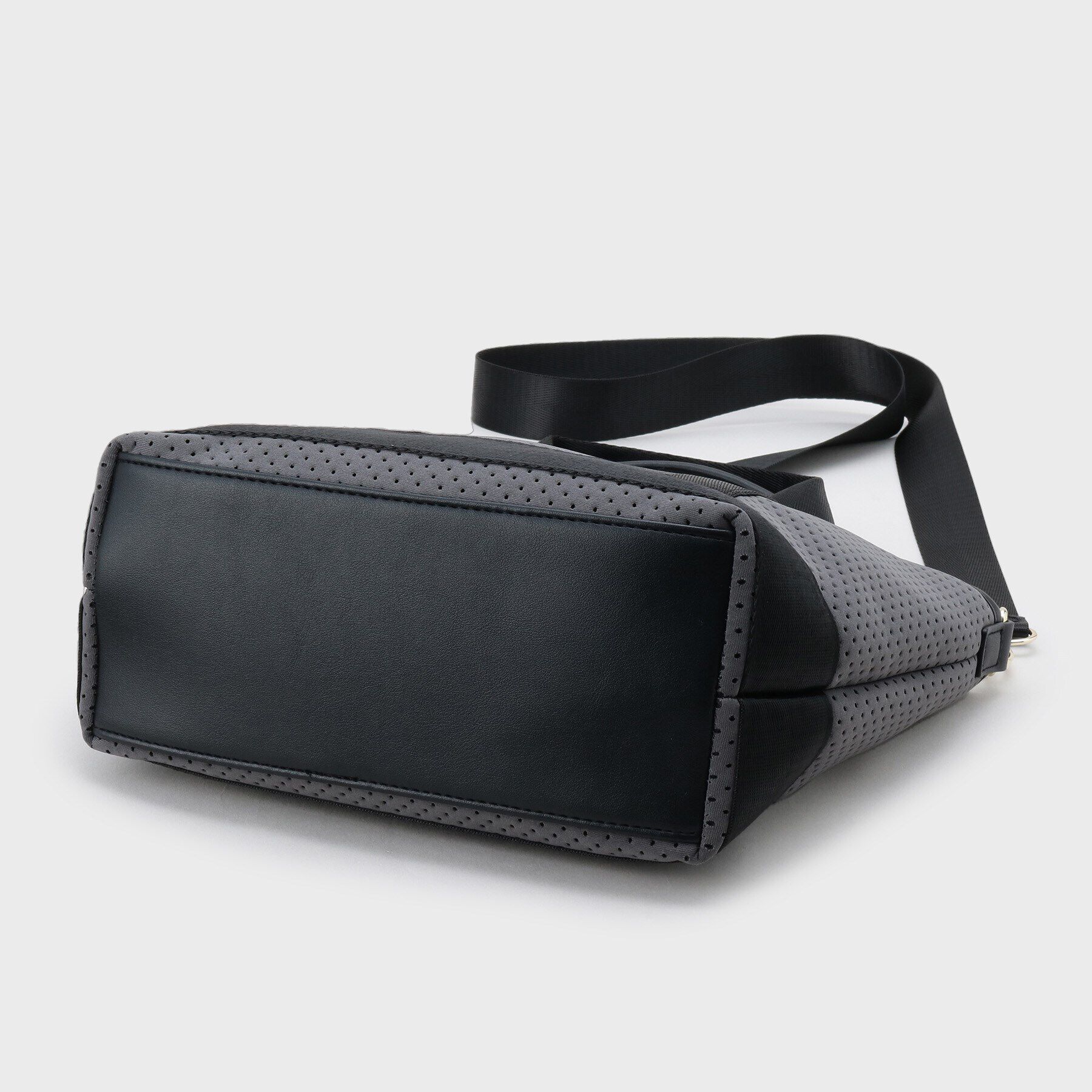 OPAQUE.CLIP「【2WAY】ダイバーコンビミドルショルダーバッグ」|ショルダー・メッセンジャー|