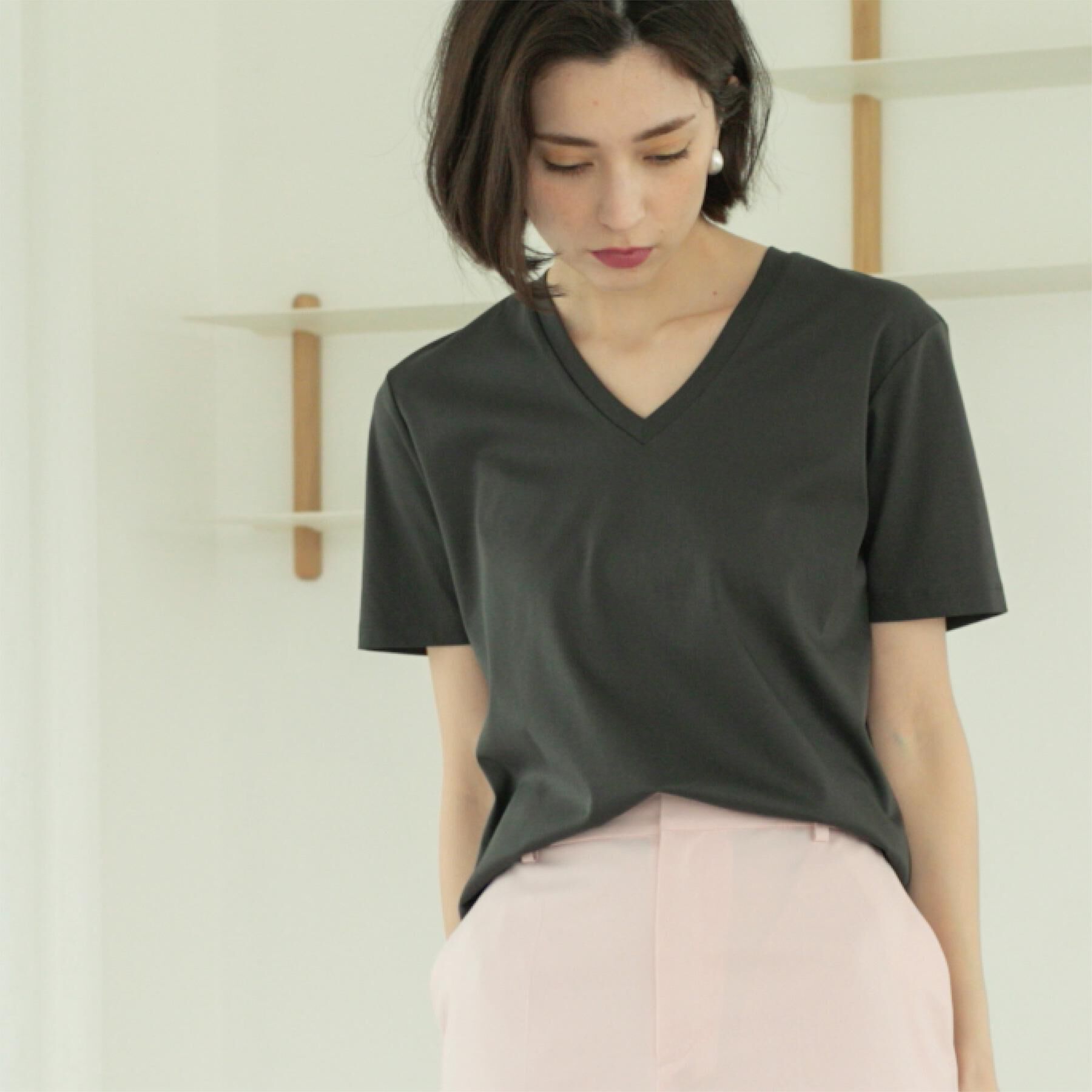 OPAQUE.CLIP「《5色展開/SS-LLサイズ》VネックベーシックTシャツ【接触冷感/洗濯機洗い可】」|Tシャツ・カットソー|