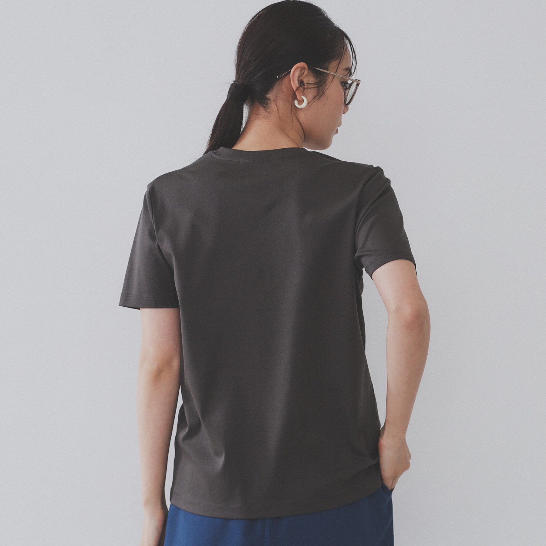 OPAQUE.CLIP「《5色展開/SS-LLサイズ》VネックベーシックTシャツ【接触冷感/洗濯機洗い可】」|Tシャツ・カットソー|