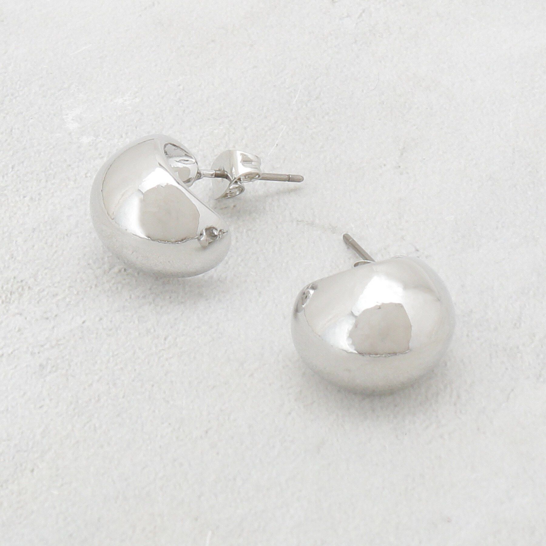 OPAQUE.CLIP「オーバルシェイプ メタルピアス」|ピアス|シルバー(006)