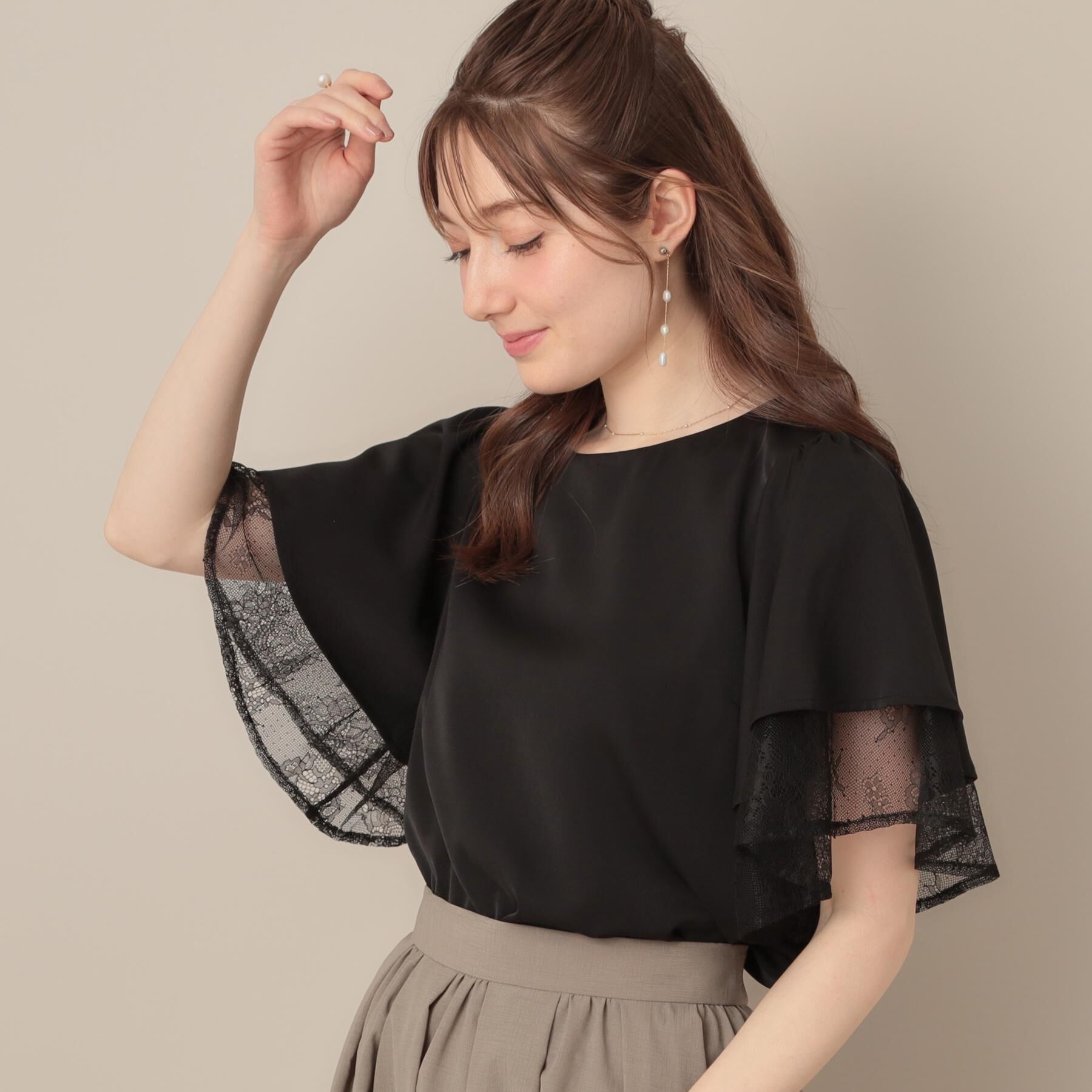 Couture broach「【マシンウォッシャブル・一枚で着映える】レース重ねフレアブラウス」|シャツ・ブラウス|