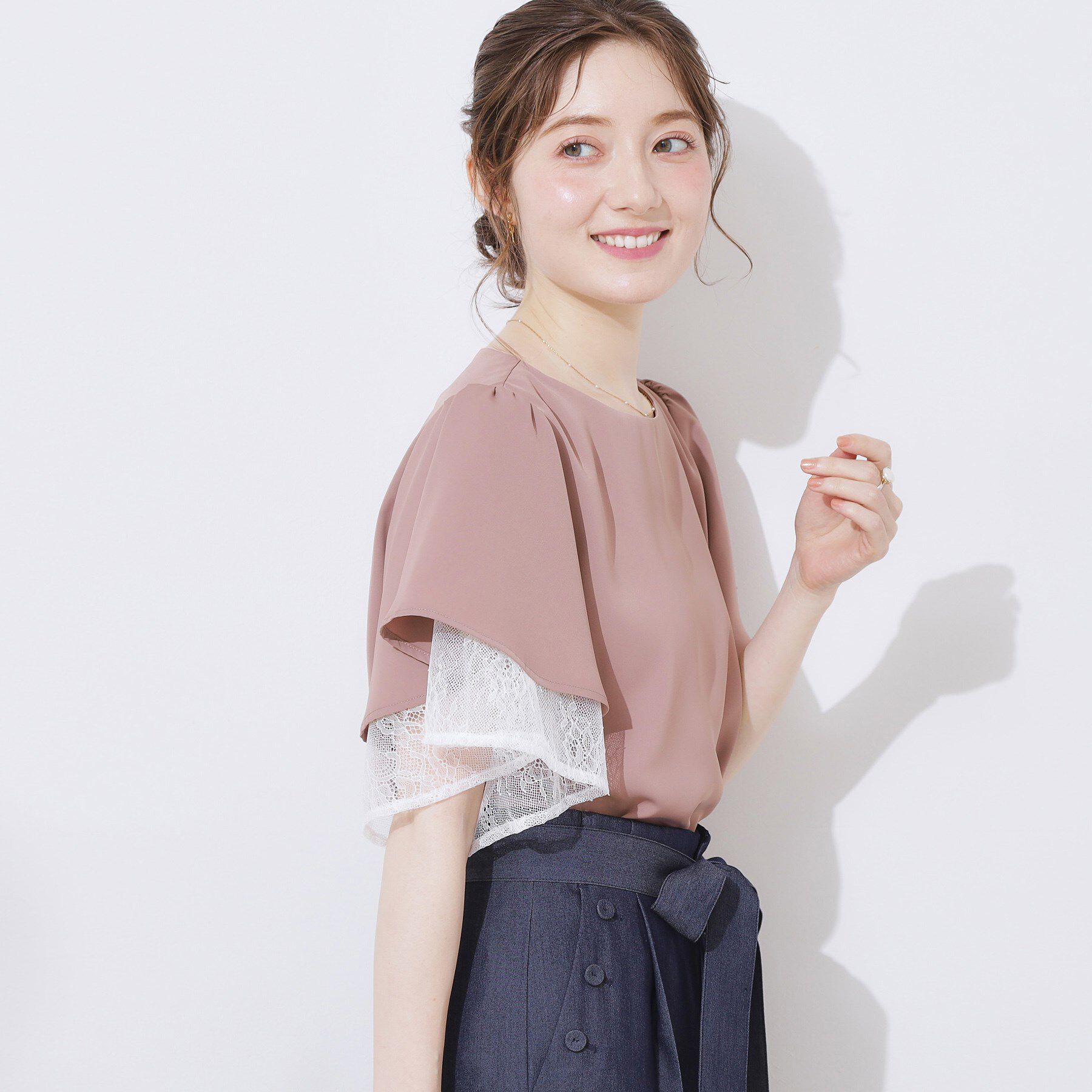 Couture broach「【マシンウォッシャブル・一枚で着映える】レース重ねフレアブラウス」|シャツ・ブラウス|