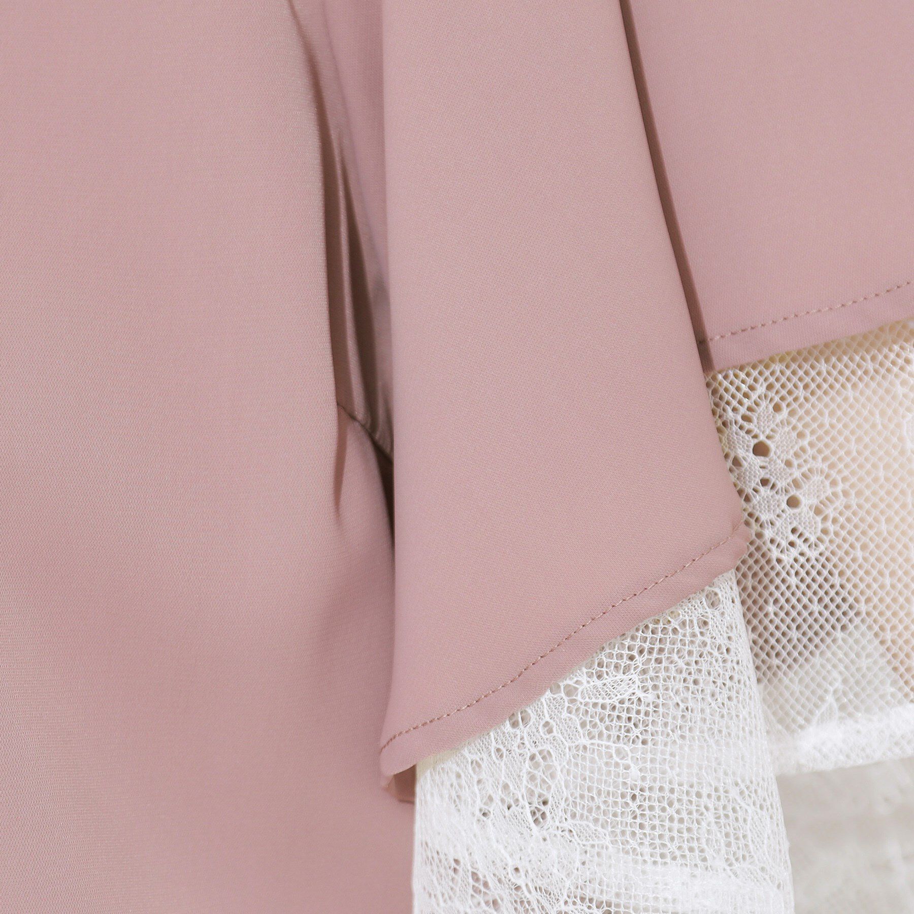 Couture broach「【マシンウォッシャブル・一枚で着映える】レース重ねフレアブラウス」|シャツ・ブラウス|