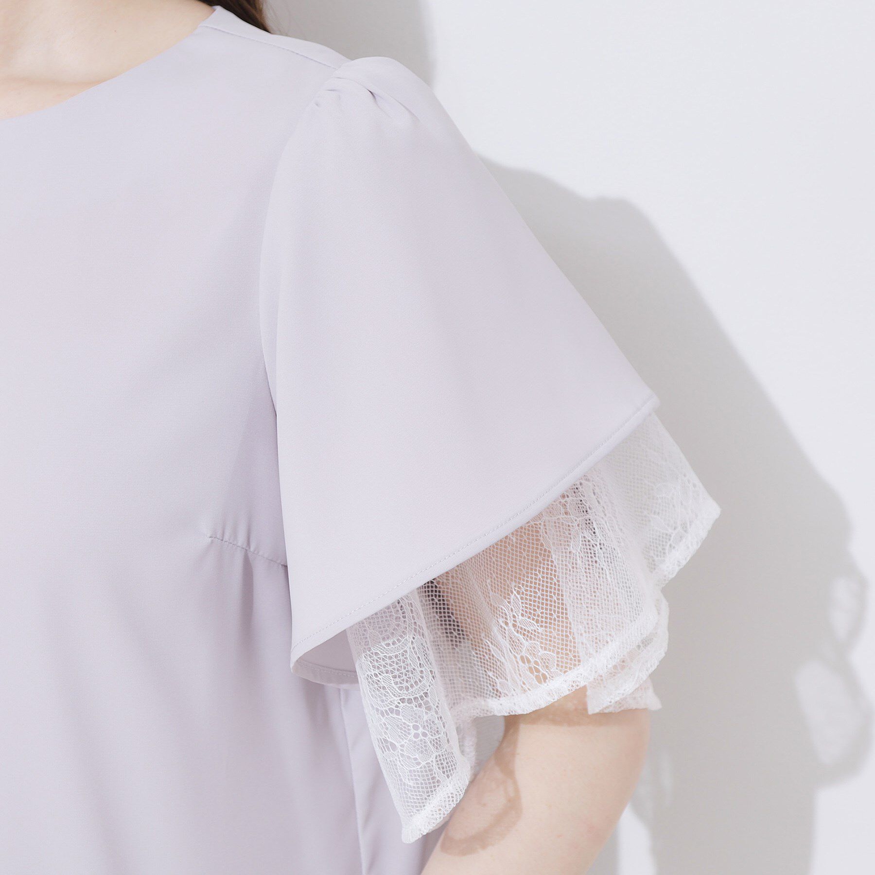 Couture broach「【マシンウォッシャブル・一枚で着映える】レース重ねフレアブラウス」|シャツ・ブラウス|