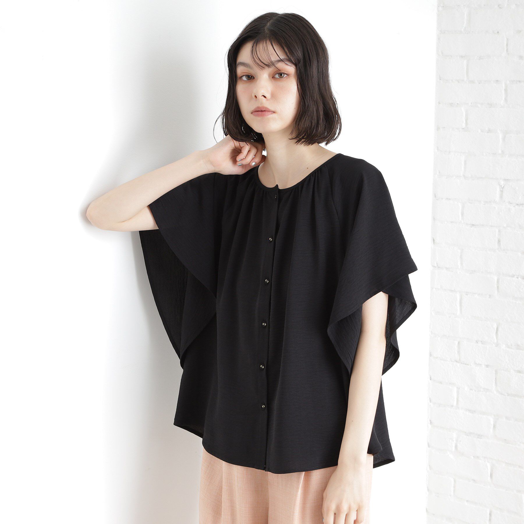 THE SHOP TK「袖フレアブラウス【防シワ／接触冷感／洗濯機OK/セットアップ可】」|シャツ・ブラウス|ブラック(019)