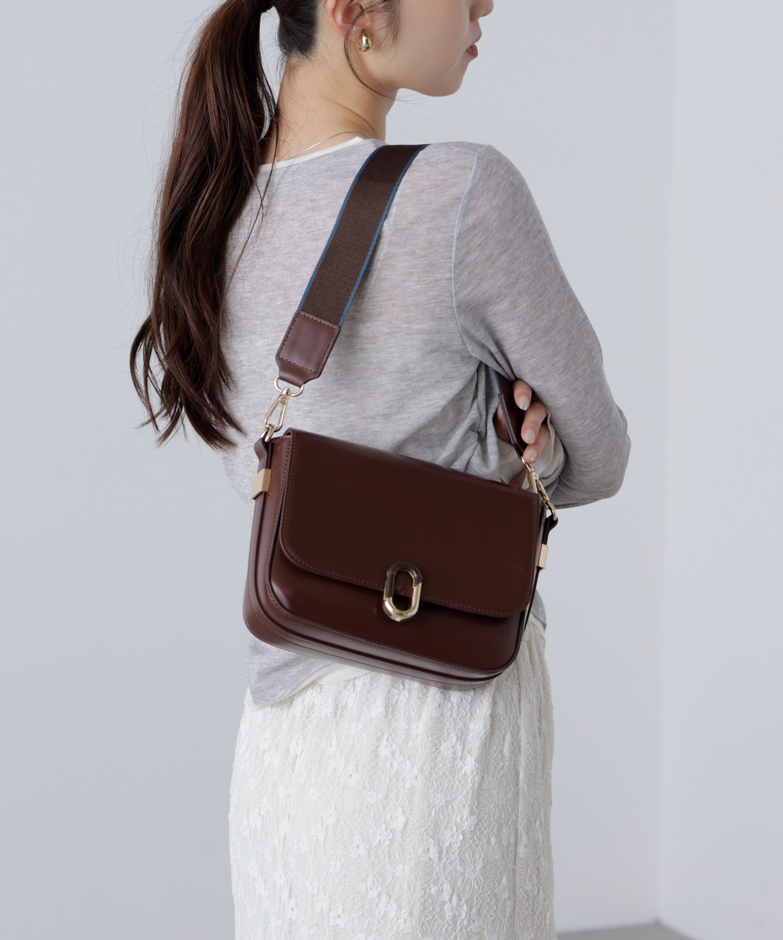  「レトロフラップショルダーバッグ」|その他|ブラウン