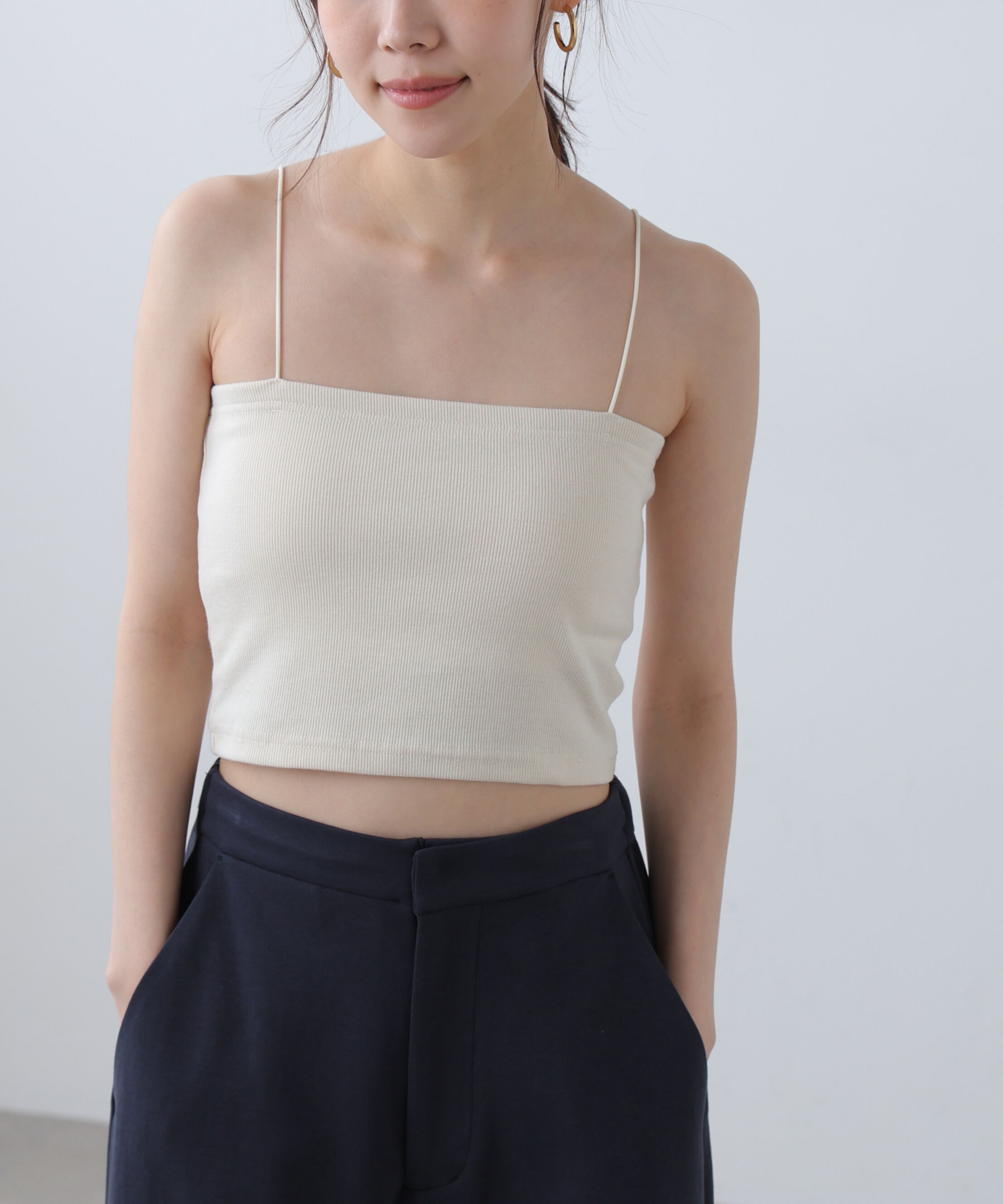  「[接触冷感][UV加工]カップ付きショート丈キャミソール」|Tシャツ・カットソー|オフ