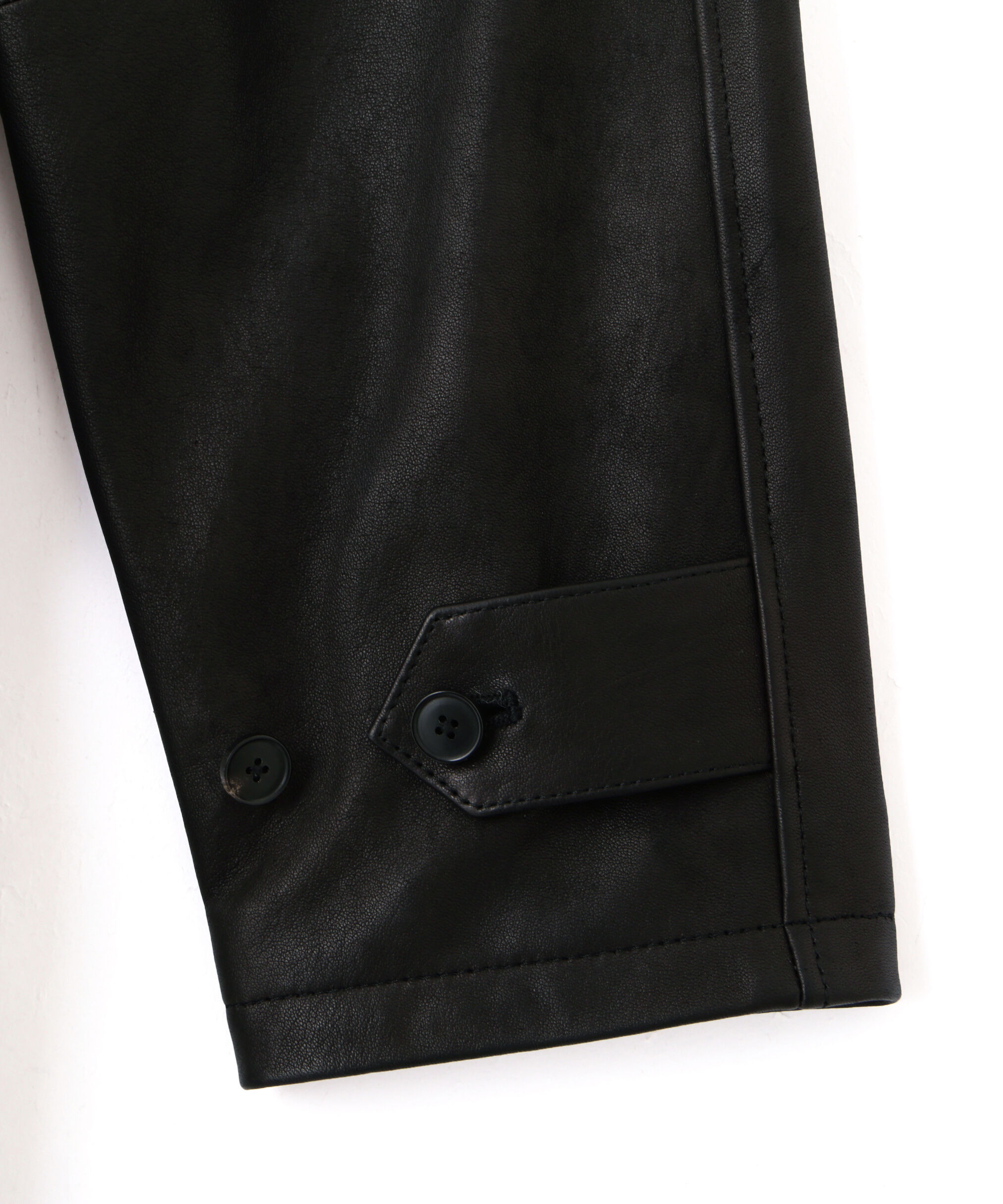 YLEVE 「YLEVE / SHEEP LEATHER COVERALL JACKET」|ブルゾン・スタジャン|