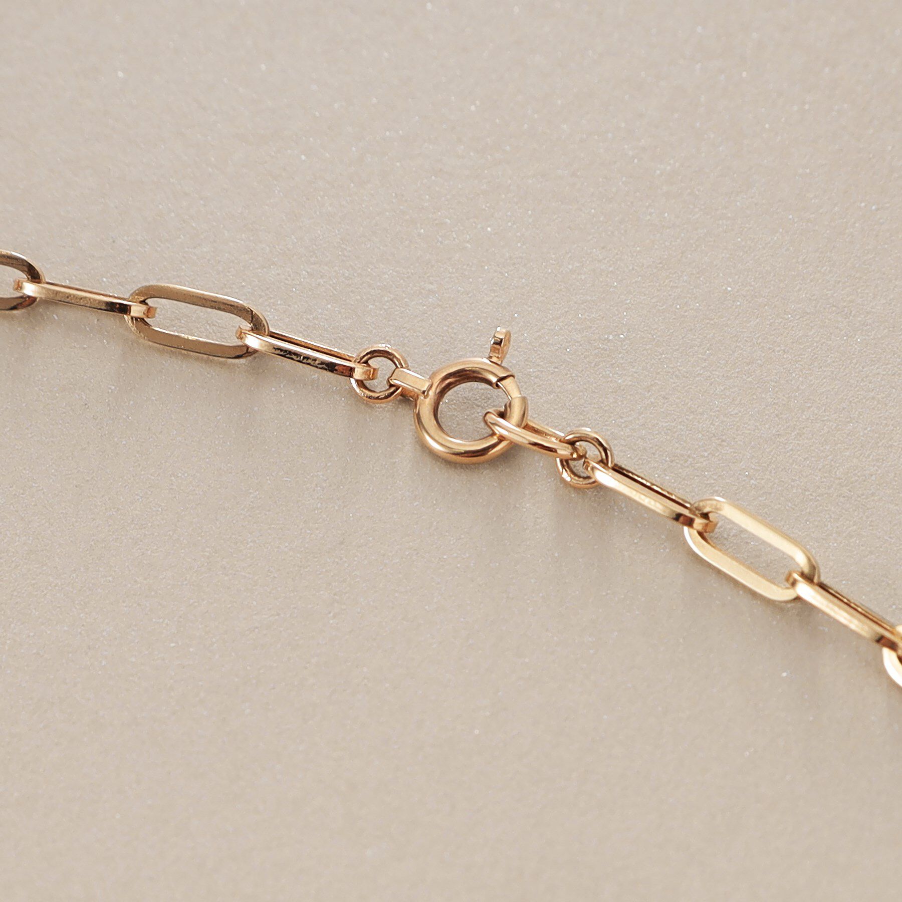 COCOSHNIK「K10ダイヤモンド 中空プリムダイヤステーション ネックレス」|ネックレス|