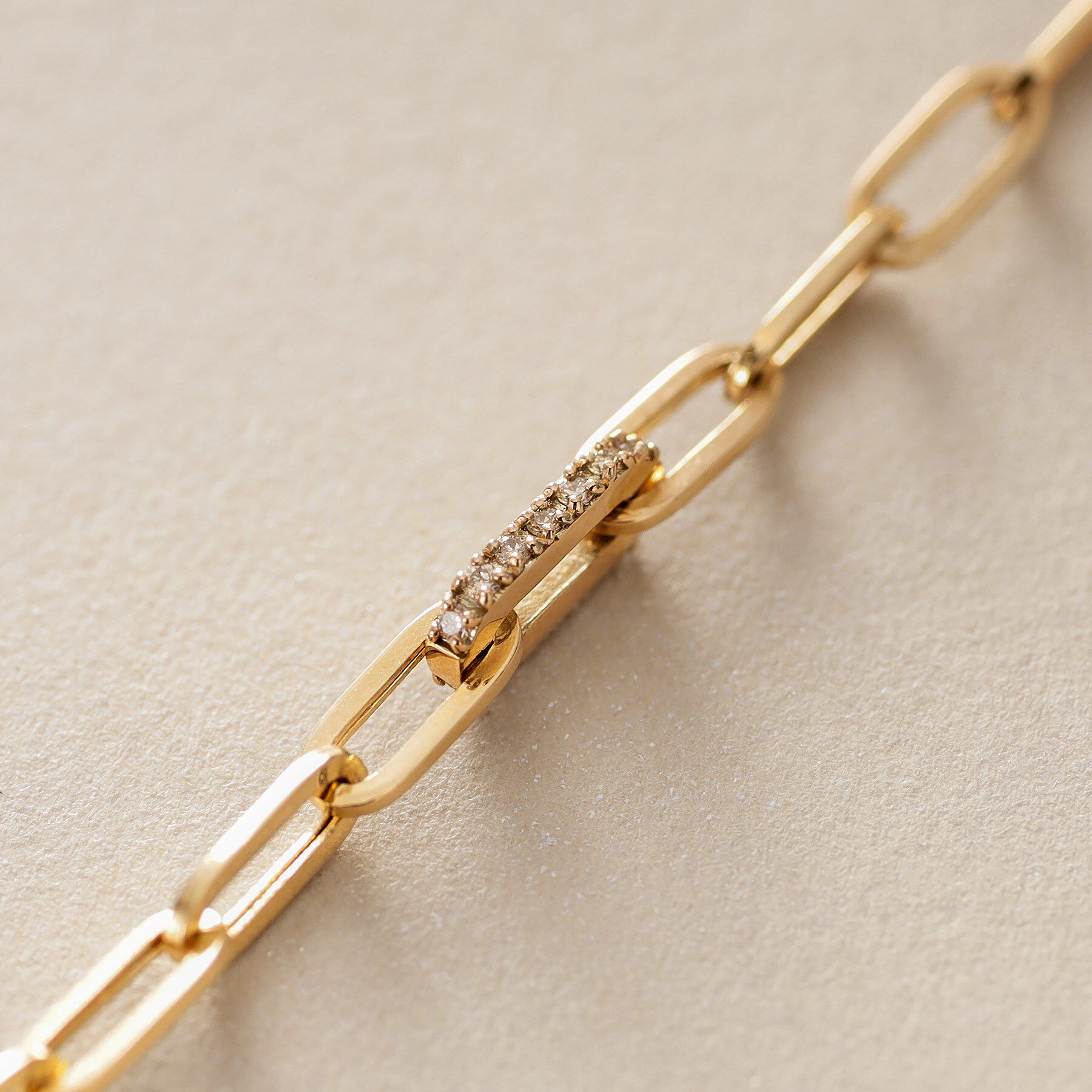 COCOSHNIK「K10ダイヤモンド 中空プリムダイヤステーション ネックレス」|ネックレス|