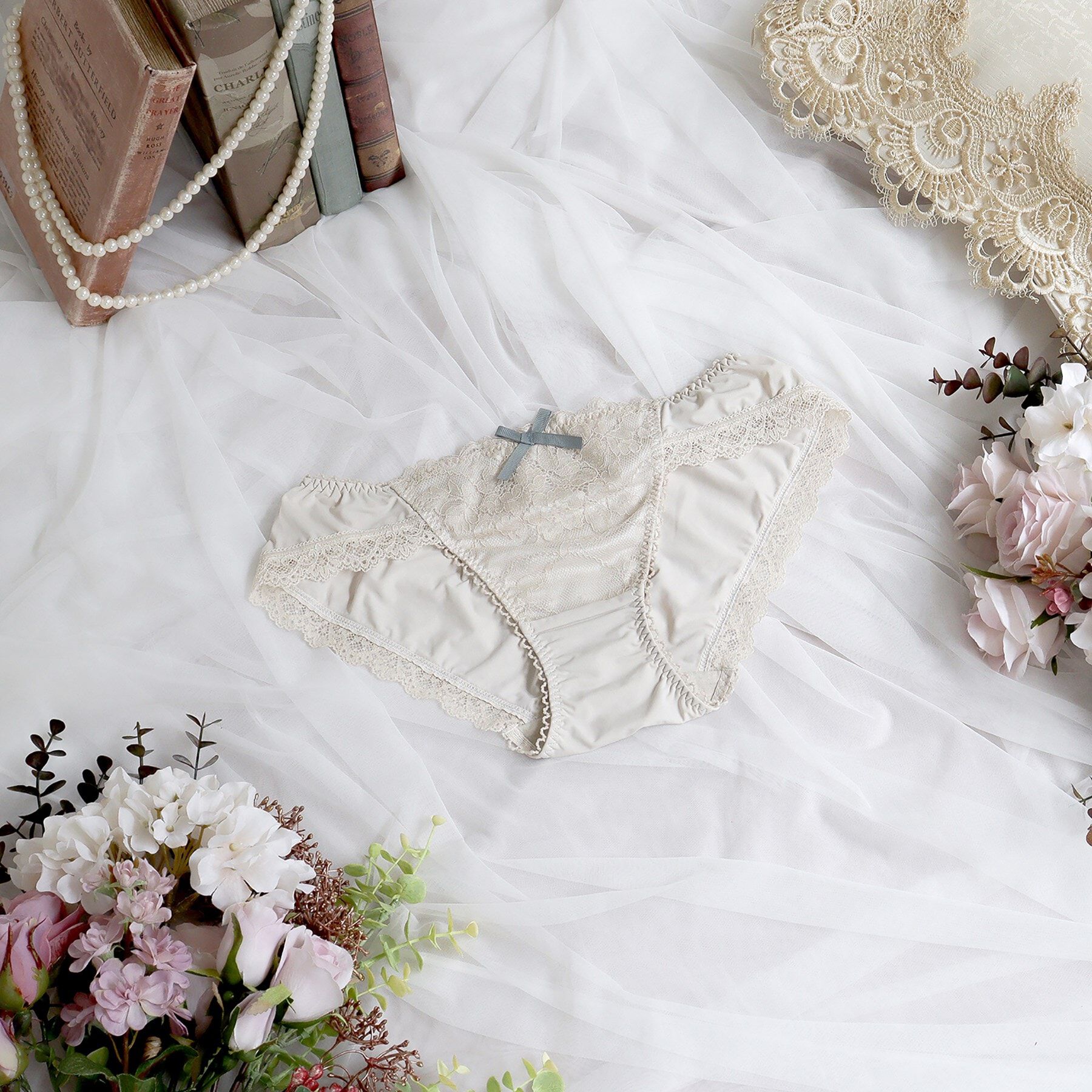 Risa Magli「ノーラ ノーマルショーツ」|インナー|グレージュ(050)