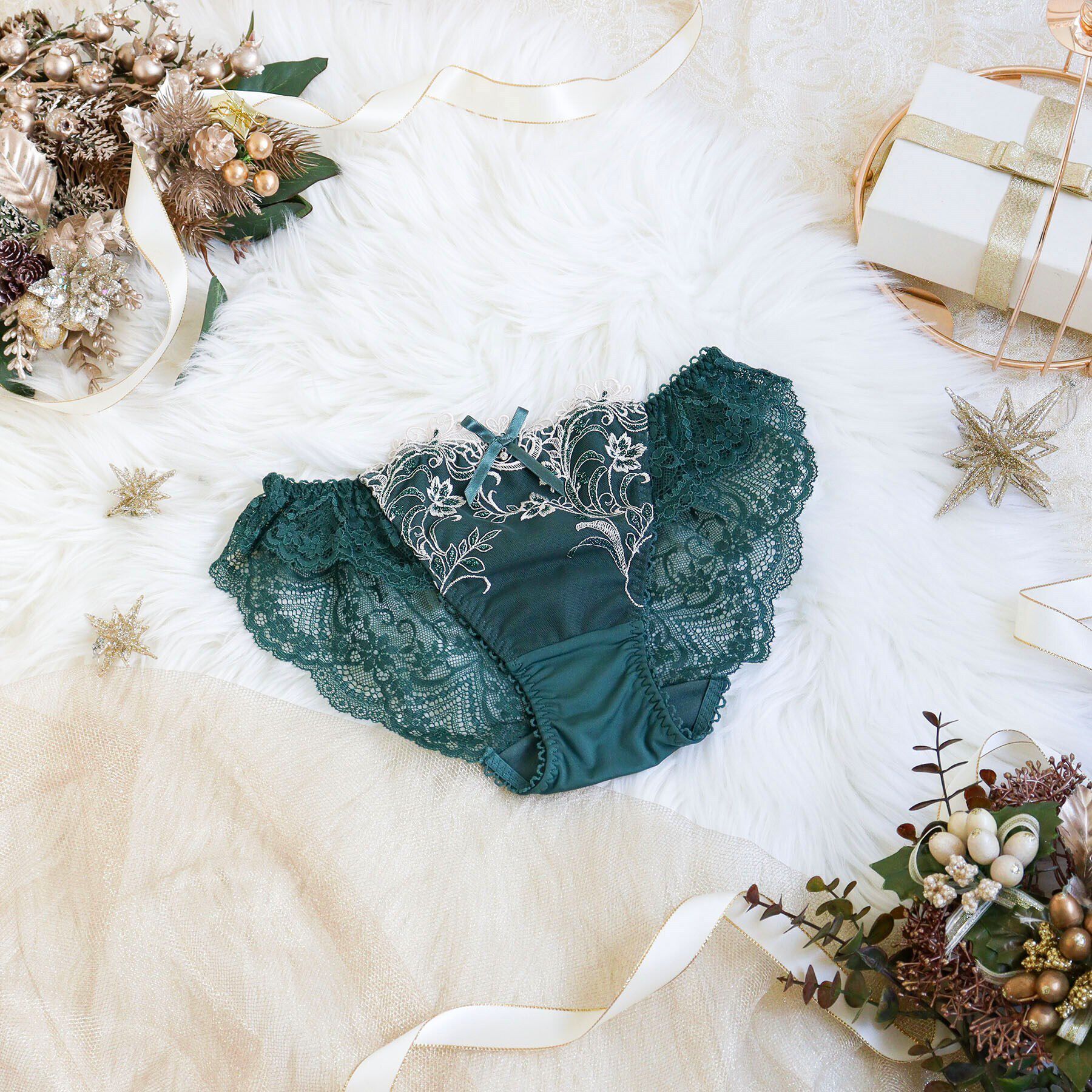 Risa Magli「アンシェラ レースショーツ」|インナー|グリーン(022)