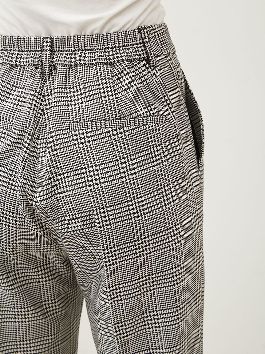 Mila Owen「【WEB限定カラー】後ろゴムセンタープレステーパードパンツ【ウォッシャブル】」|チノ|