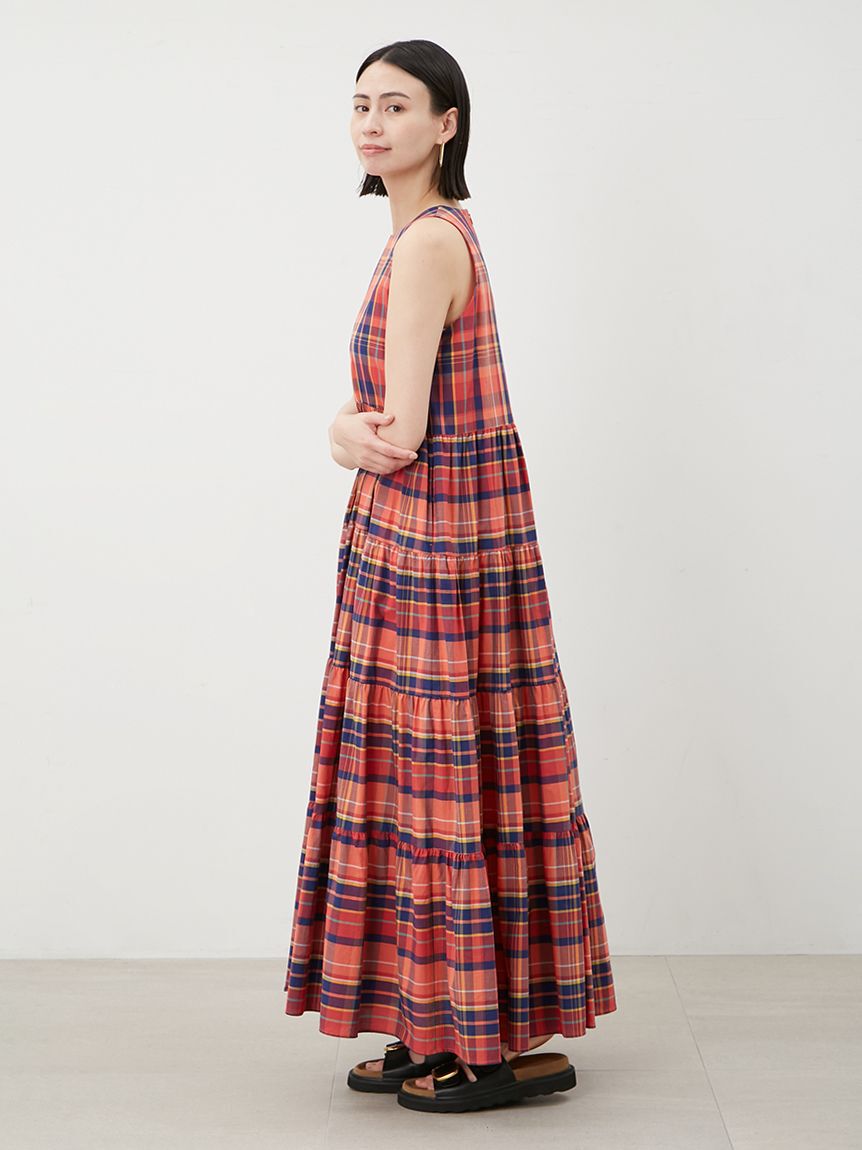 Mila Owen「【ウォッシャブル】クルーネックアメスリティアードロングワンピース」|ワンピース|