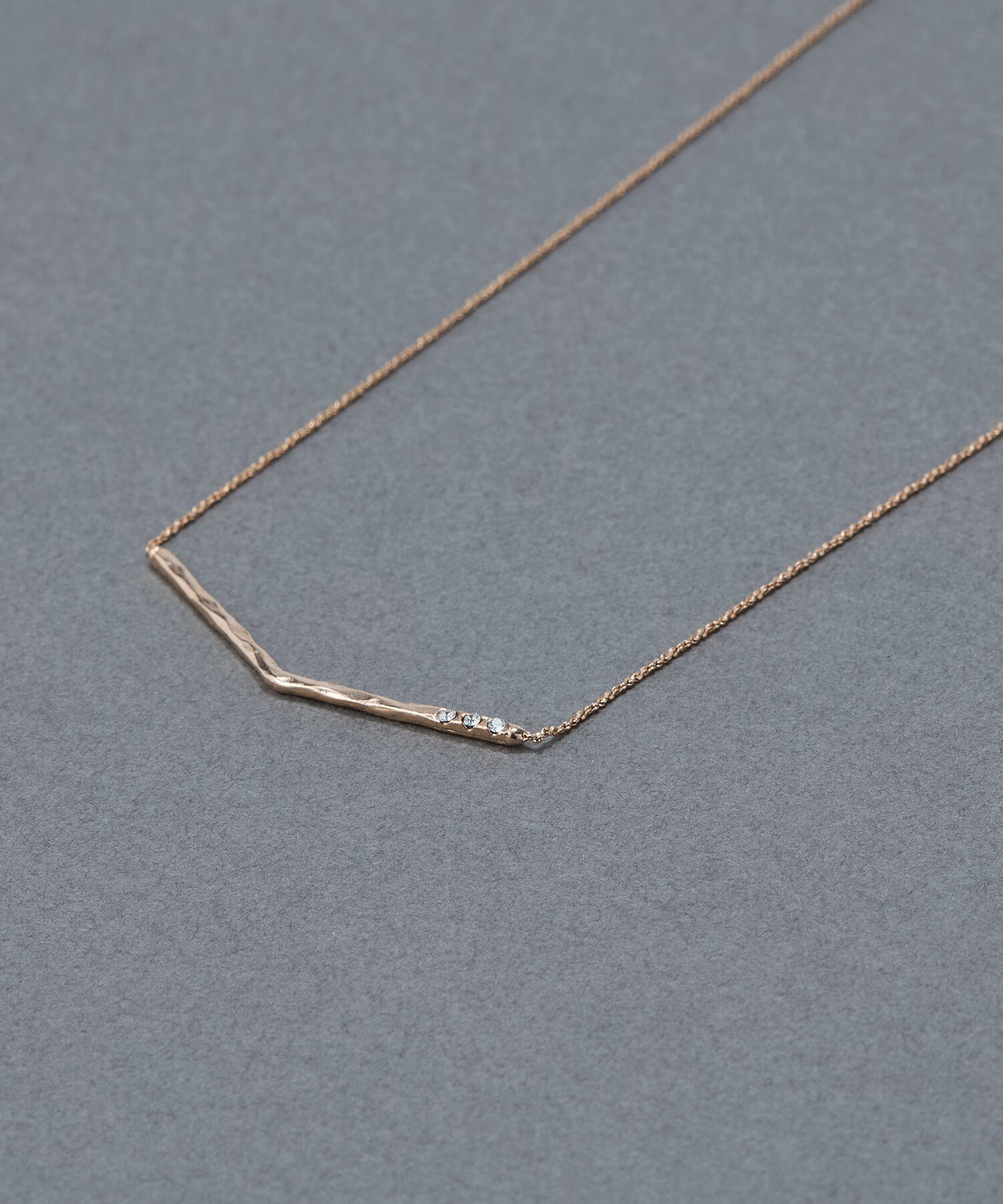 Phoebe「【金属アレルギー対応】バランスラインネックレス」|ネックレス|