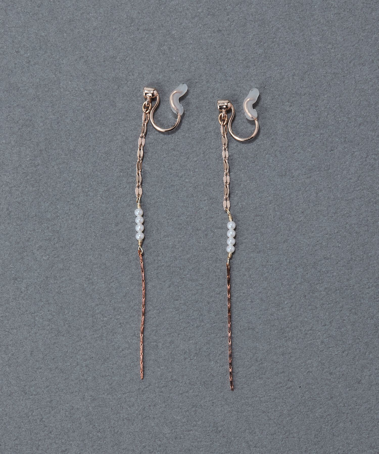 Phoebe「【痛くないシリーズ/金属アレルギー対応】ルミナスビジューライトフィットイヤリング」|イヤリング|