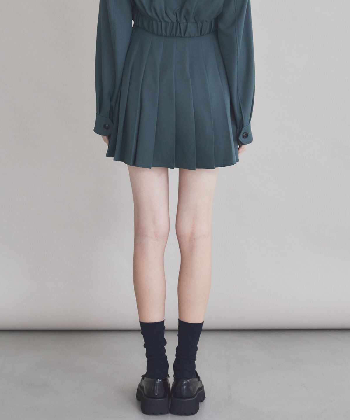 REDYAZEL「ベルト付きプリーツショートスカート」|フレア|