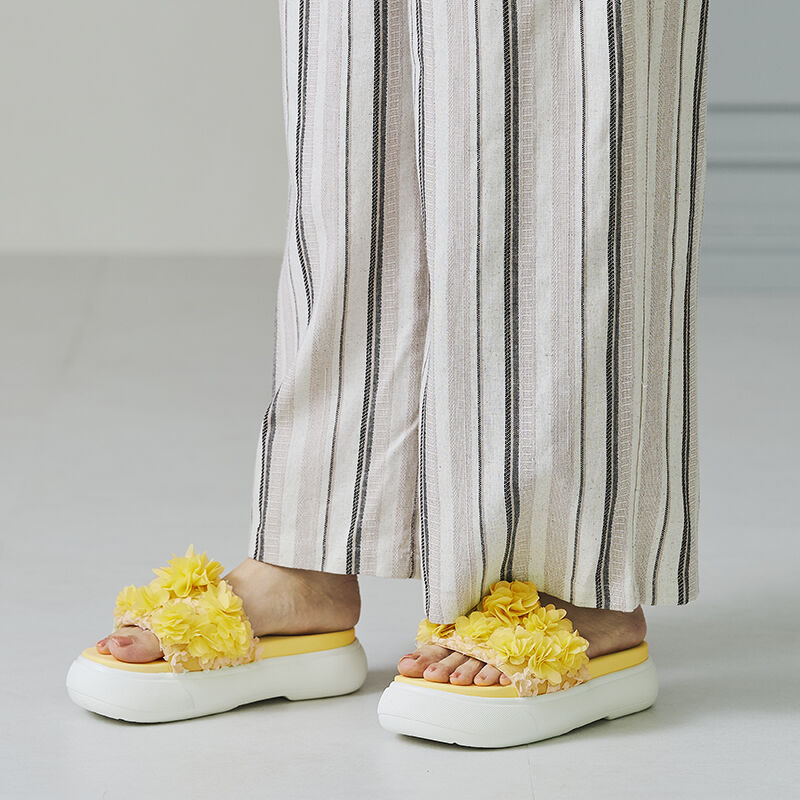 ORiental TRaffic「【アウトレット価格】厚底ホワイトソールフラワーサンダル/31258」|サンダル|