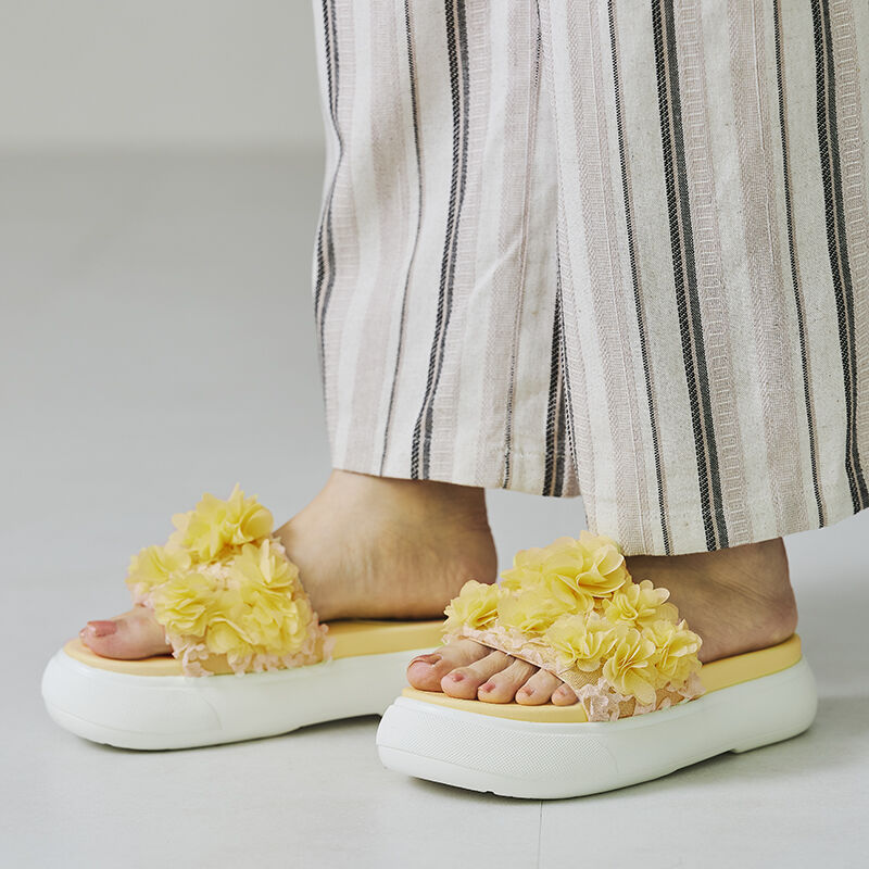 ORiental TRaffic「【アウトレット価格】厚底ホワイトソールフラワーサンダル/31258」|サンダル|