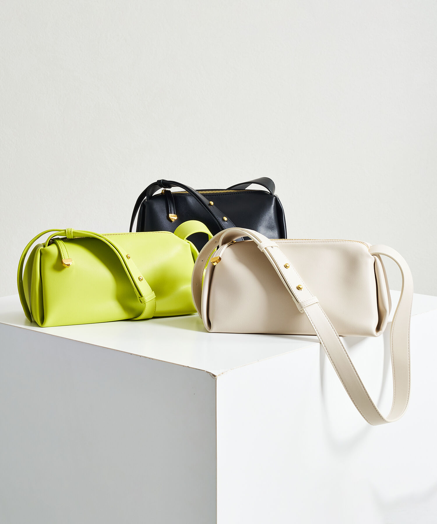 ORiental TRaffic「【BAG】ソフトフェイクレザーショルダーバッグ/BA-204 人気 トレンド　売れてる」|ショルダー・メッセンジャー|