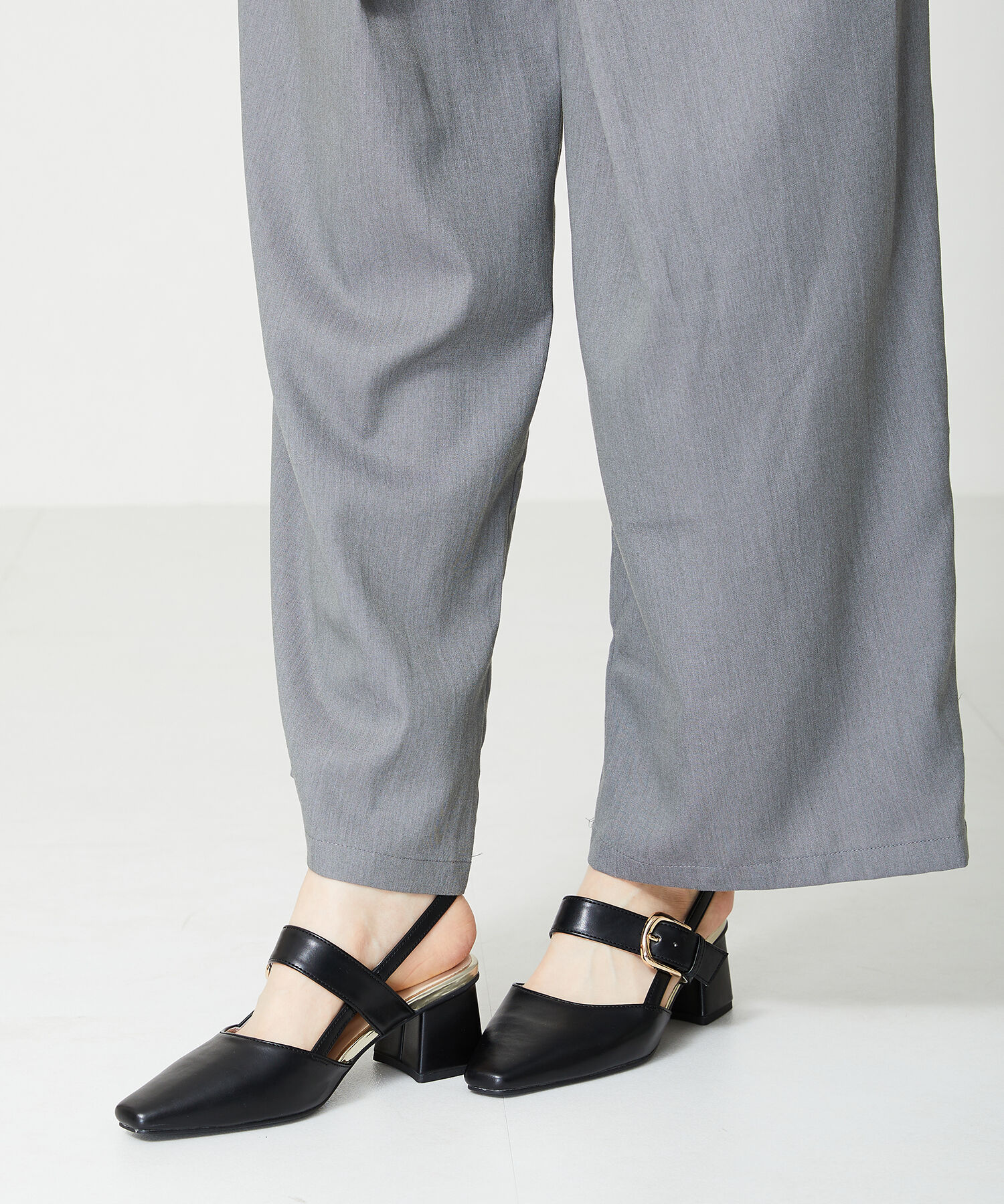 ORiental TRaffic「【トレンド】変形ヒールバックストラップパンプス/41101 パンプス 人気 売れてる スクエアトゥ」|サンダル|