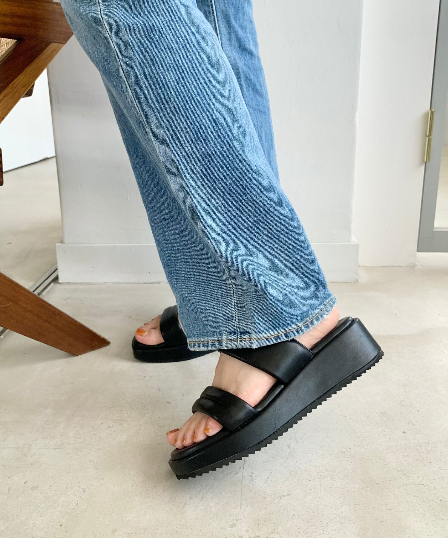 WA Oriental TRaffic「パデットストラップ厚底サンダル/42203」|サンダル|