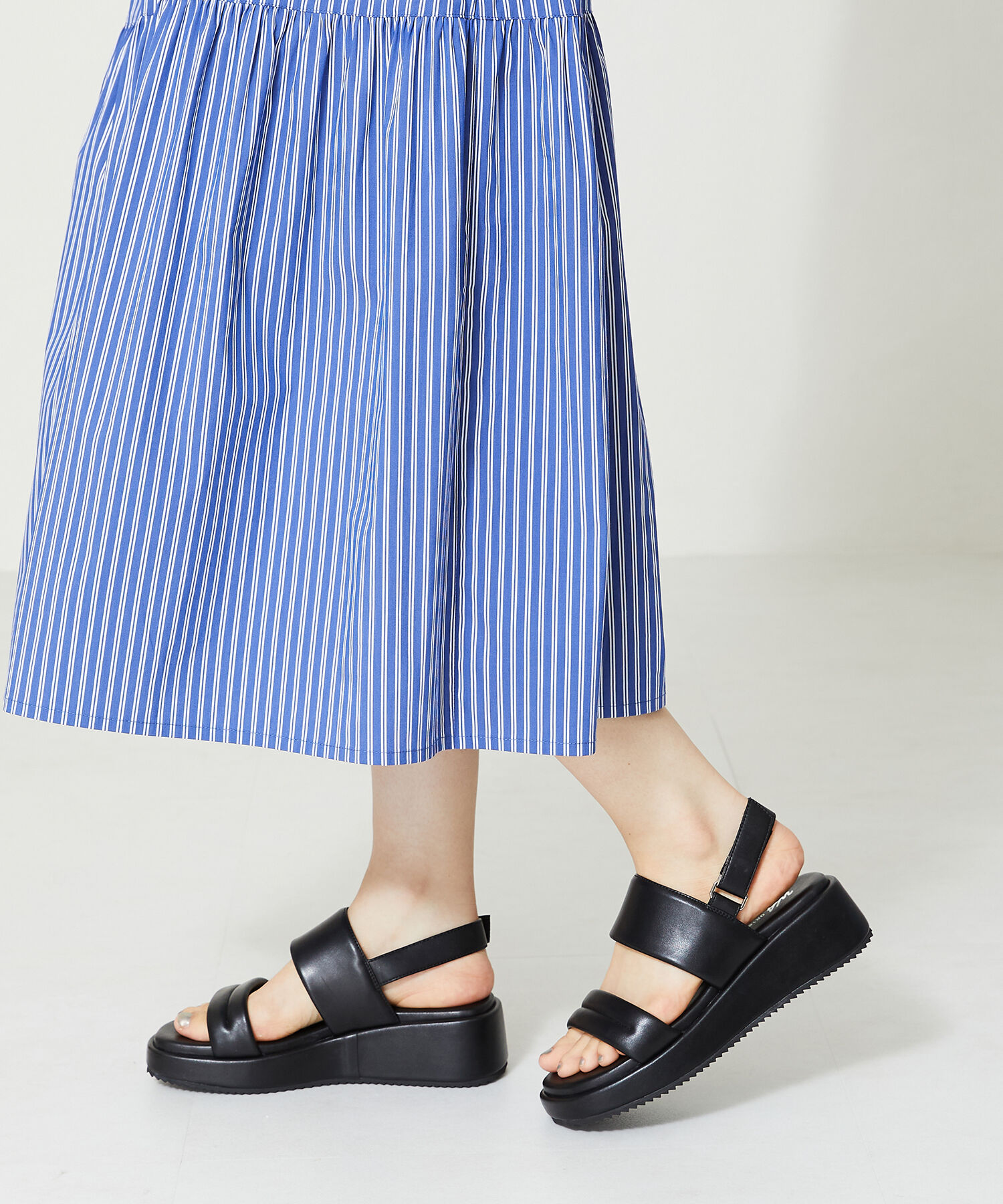 WA Oriental TRaffic「パデットストラップ厚底サンダル/42203」|サンダル|