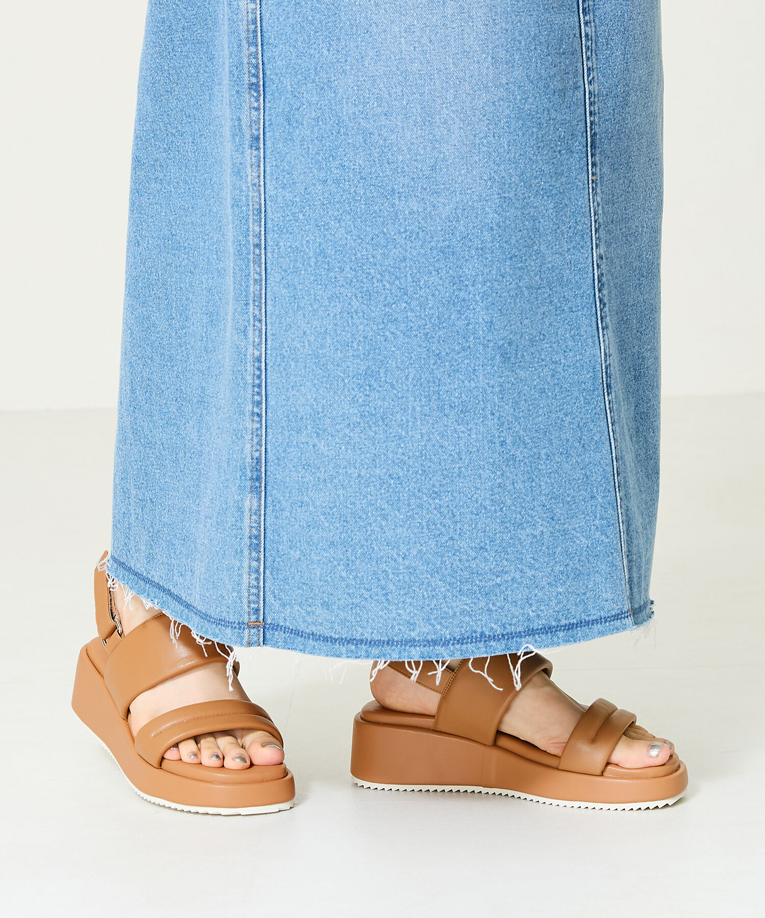 WA Oriental TRaffic「パデットストラップ厚底サンダル/42203」|サンダル|CAMEL