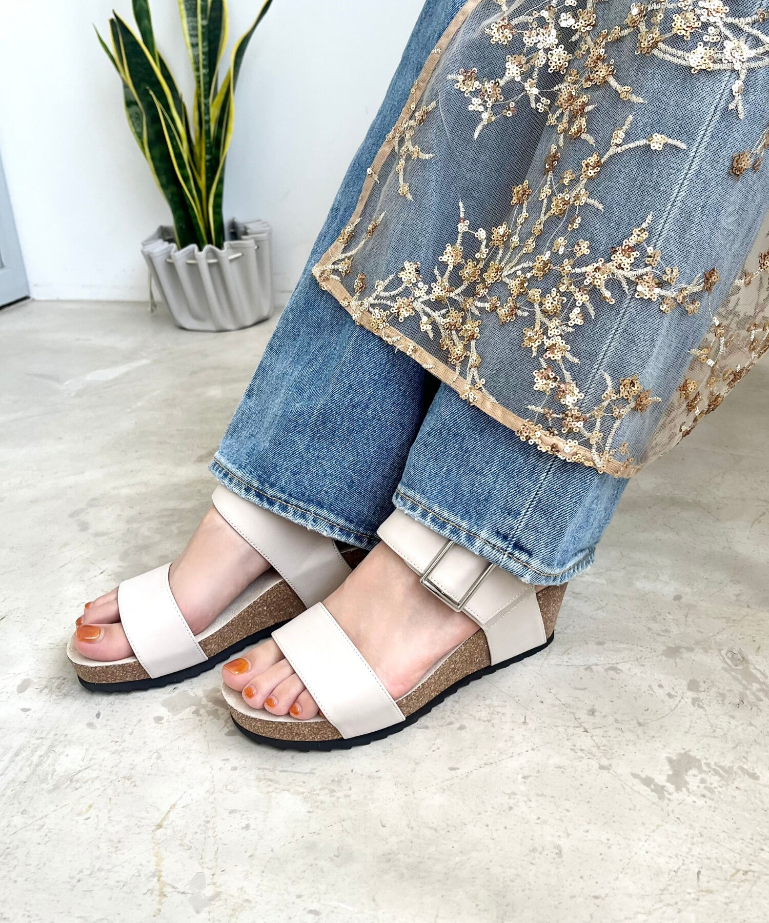 WA Oriental TRaffic「【アウトレット価格】バックルストラップサンダル/42206」|サンダル|