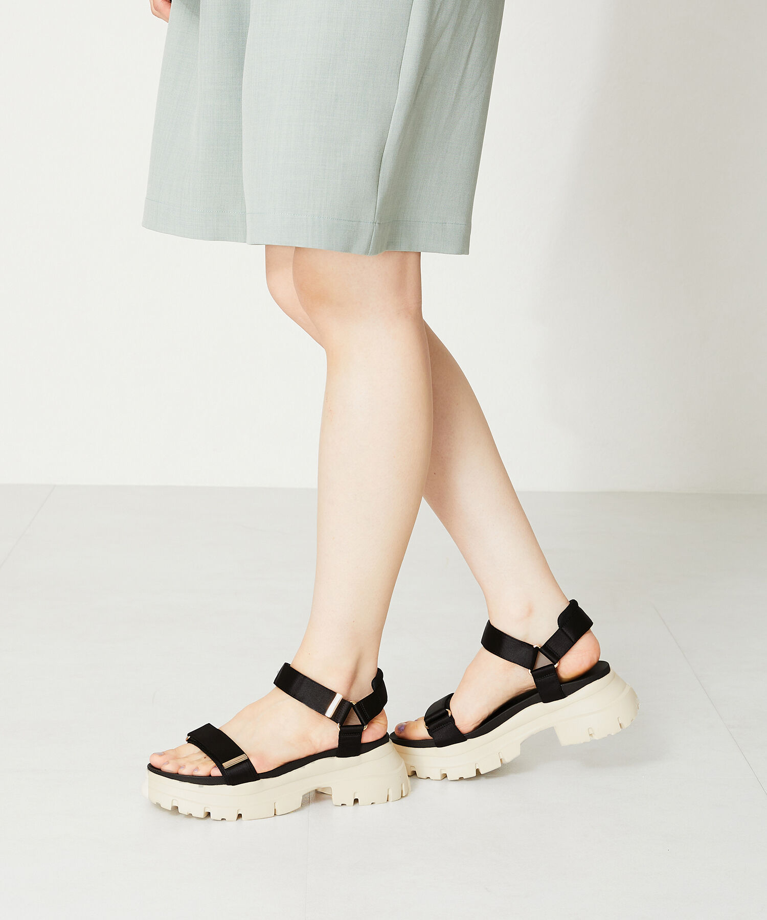 ORiental TRaffic「【アウトレット価格】サテンストラップ厚底サンダル/41215」|サンダル|