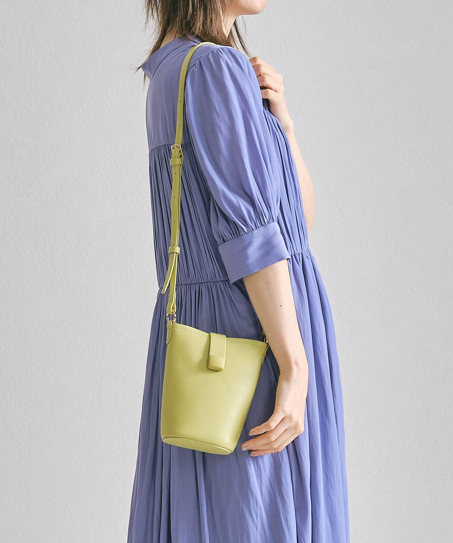 ORiental TRaffic「【BAG】フラップ付きショルダーポーチ/BA-231 ポーチ バッグ　普段使い お出掛け 旅行 カジュアル」|ショルダー・メッセンジャー|