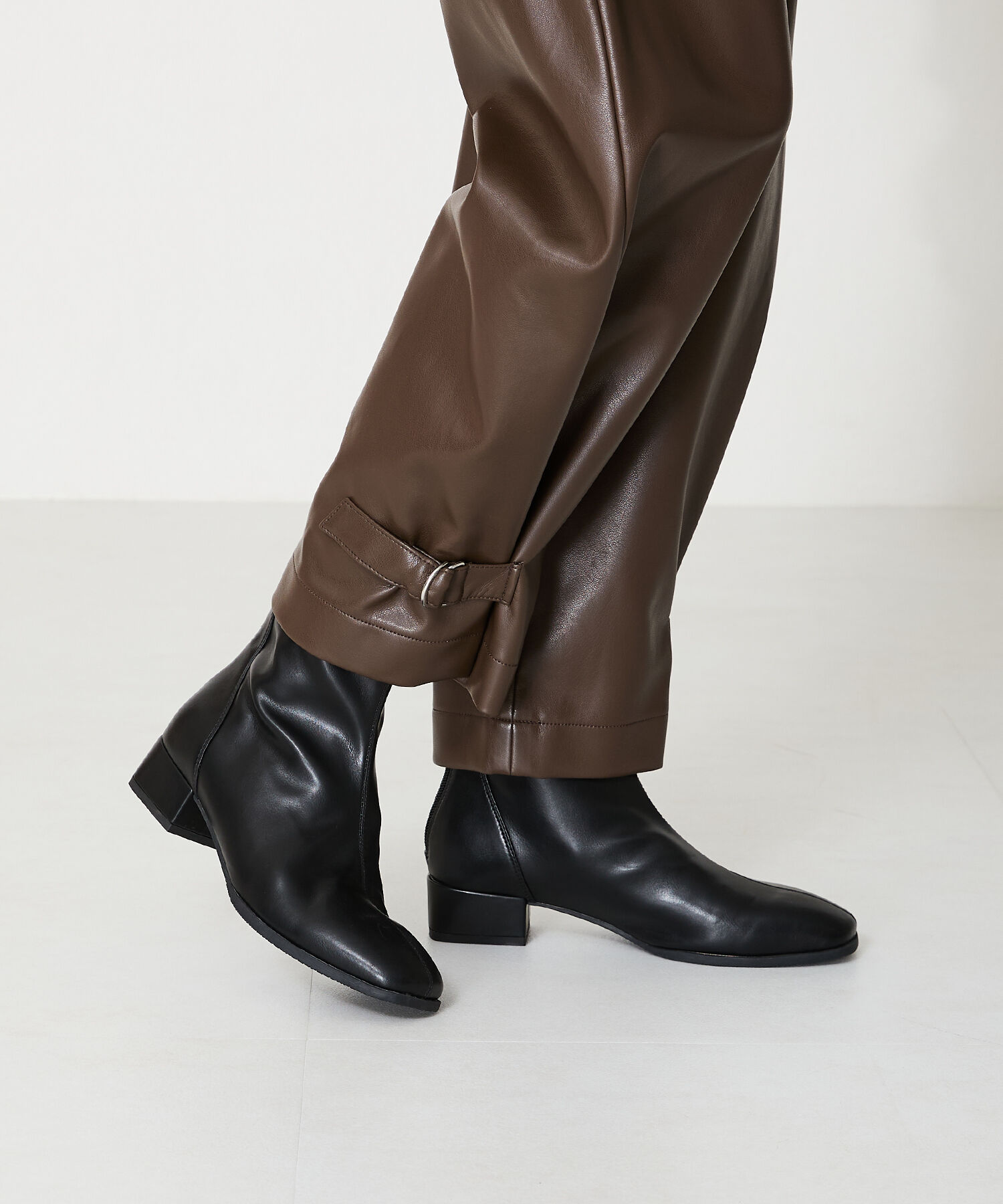 WA Oriental TRaffic「●2024秋冬新作●バックジップスクエアトゥストレッチブーツ/42403」|ショートブーツ|