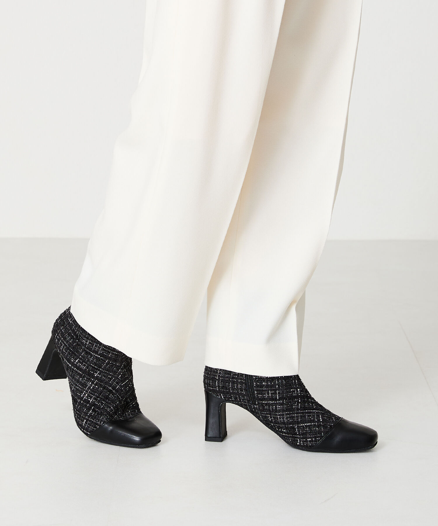 ORiental TRaffic「●2024秋冬新作●ビジューバックルツイードヒールブーツ/41419」|ショートブーツ|