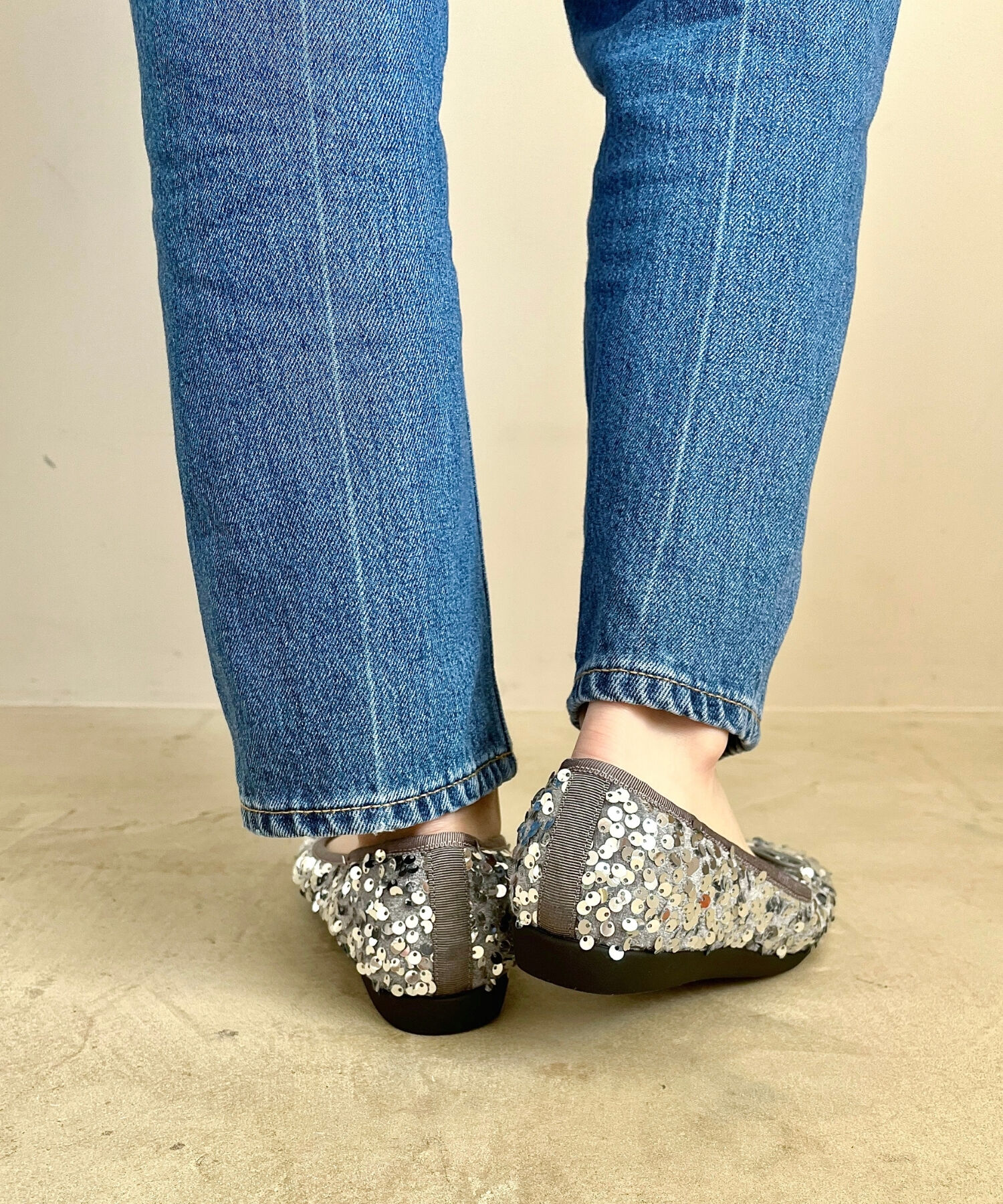 ORiental TRaffic「【跳べるパンプス/シリーズ累計１５０万足突破】スパンコール スクエアトゥ バレエシューズ R-3216」|パンプス|