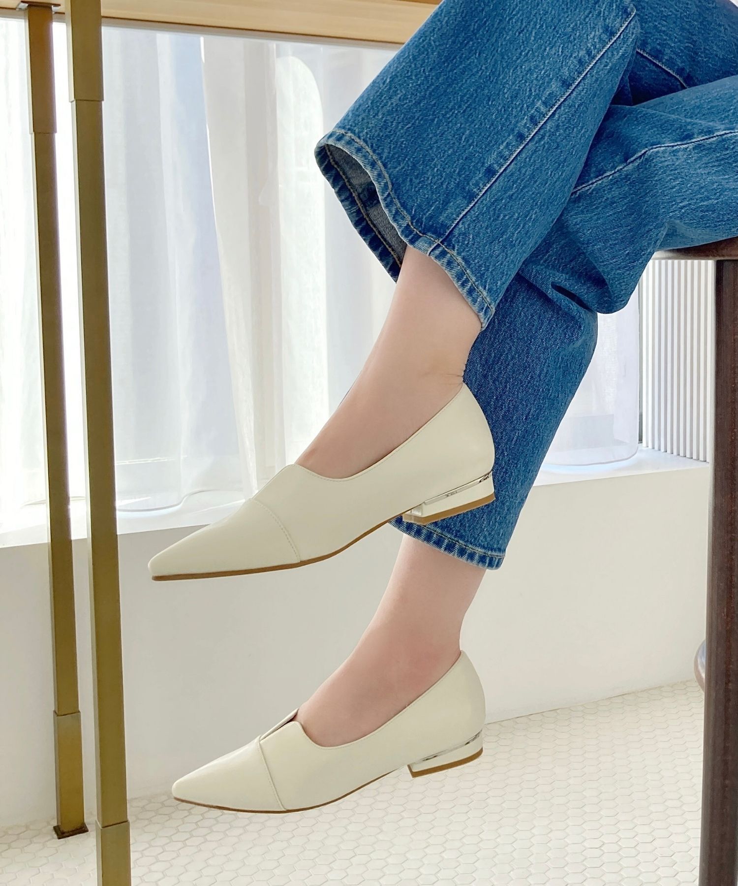 ORiental TRaffic「【WEB限定】メタリックライン フラット パンプス /45303 スリットパンプス 通勤靴」|パンプス|