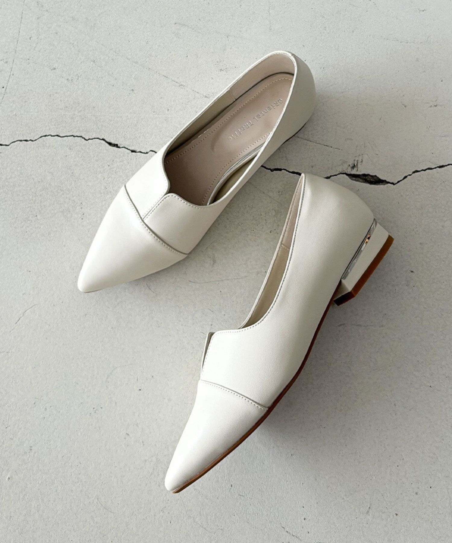 ORiental TRaffic「【WEB限定】メタリックライン フラット パンプス /45303 スリットパンプス 通勤靴」|パンプス|