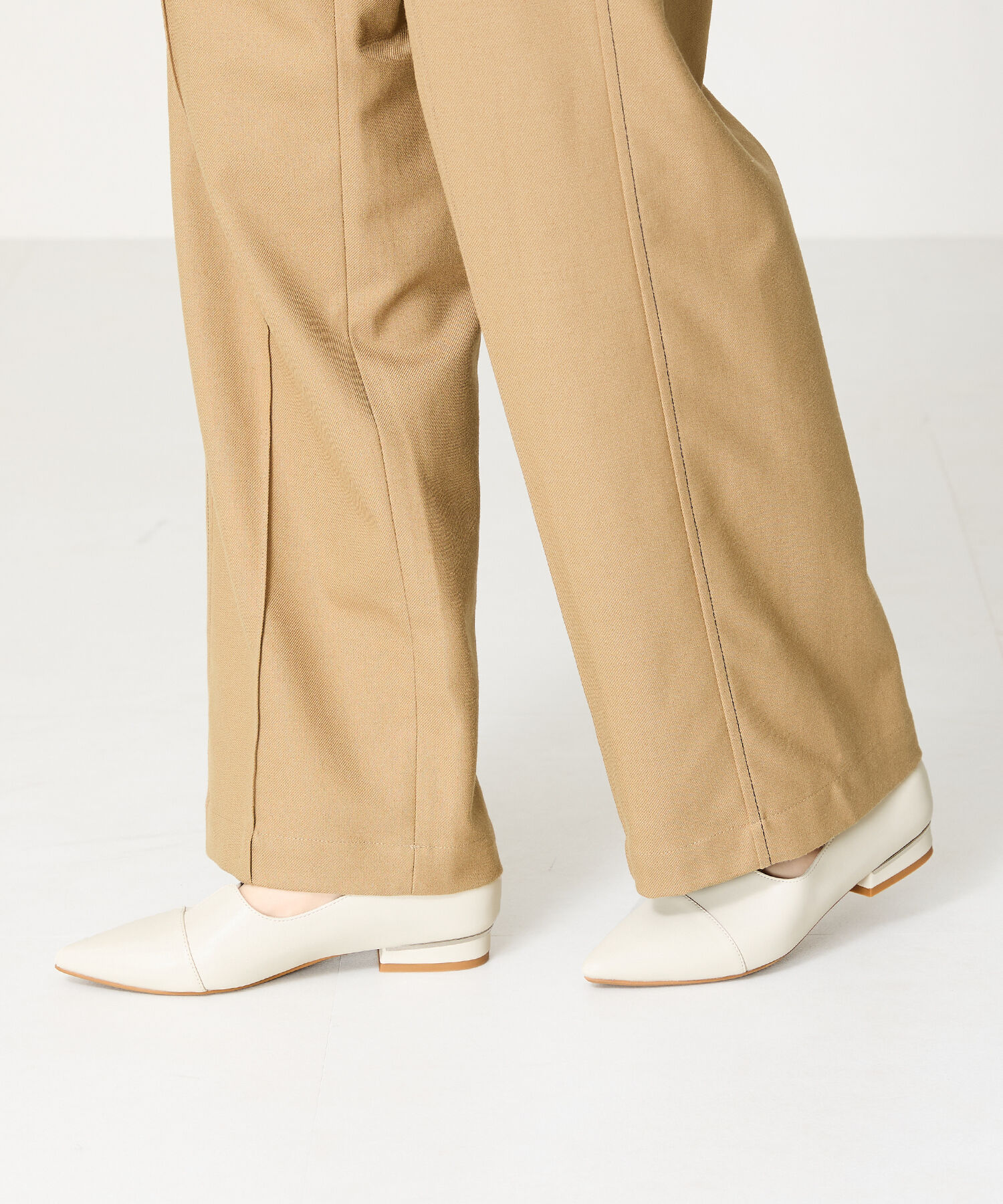 ORiental TRaffic「【WEB限定】メタリックライン フラット パンプス /45303 スリットパンプス 通勤靴」|パンプス|