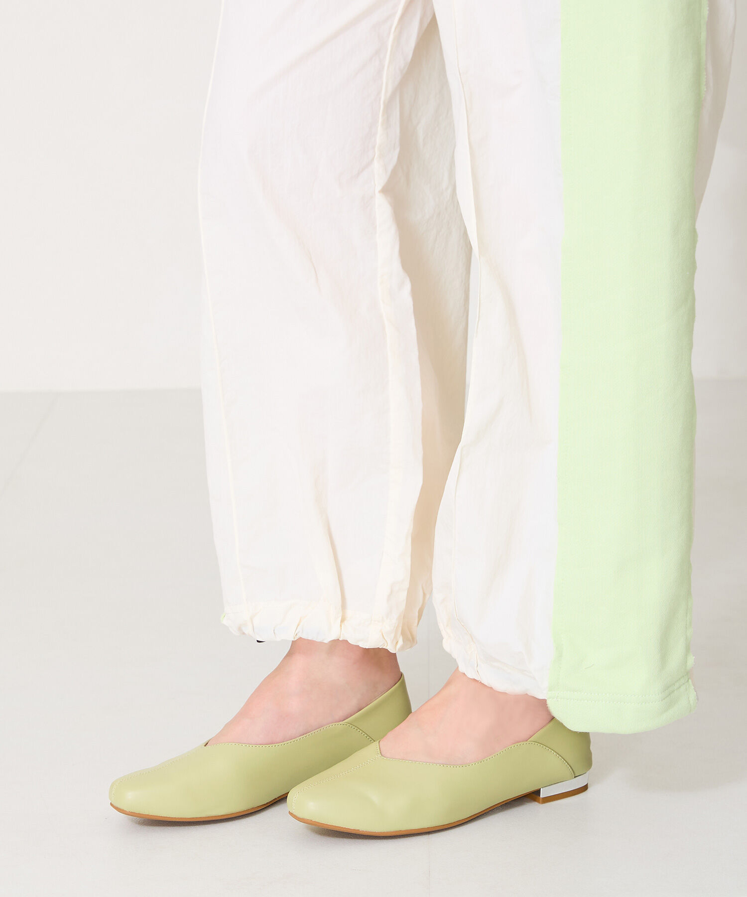 ORiental TRaffic「●通年使える●センターシームバブーシュ/51107 パンプス フラット 柔らかい」|パンプス|