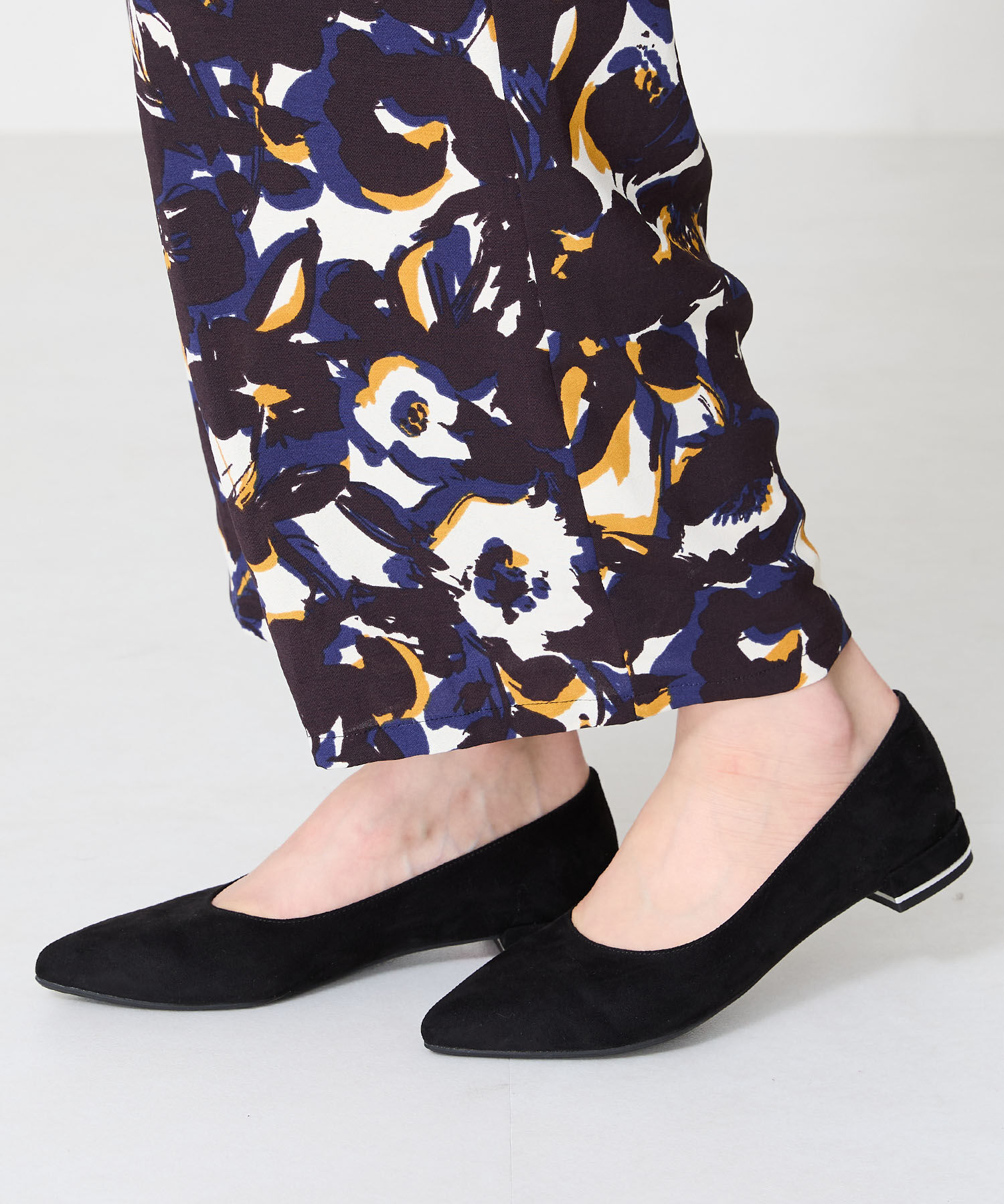 ORiental TRaffic「【跳べるパンプス/シリーズ累計１５０万足突破】メタリックライン フラット /R-3218 パンプス クッション」|パンプス|